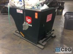 Marathon Industrial 1 1/2 cubic yard self dumping hopper