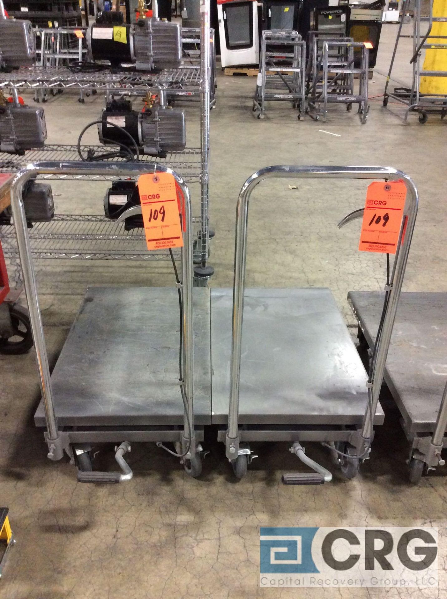 Lot of (2) PITTSBURGH hydraulic lift tables, 500 lbs capacity 18 in. x 28 in.
