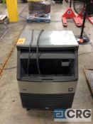 Manitowoc Q130 stainless steel ice maker m/n QD0132A