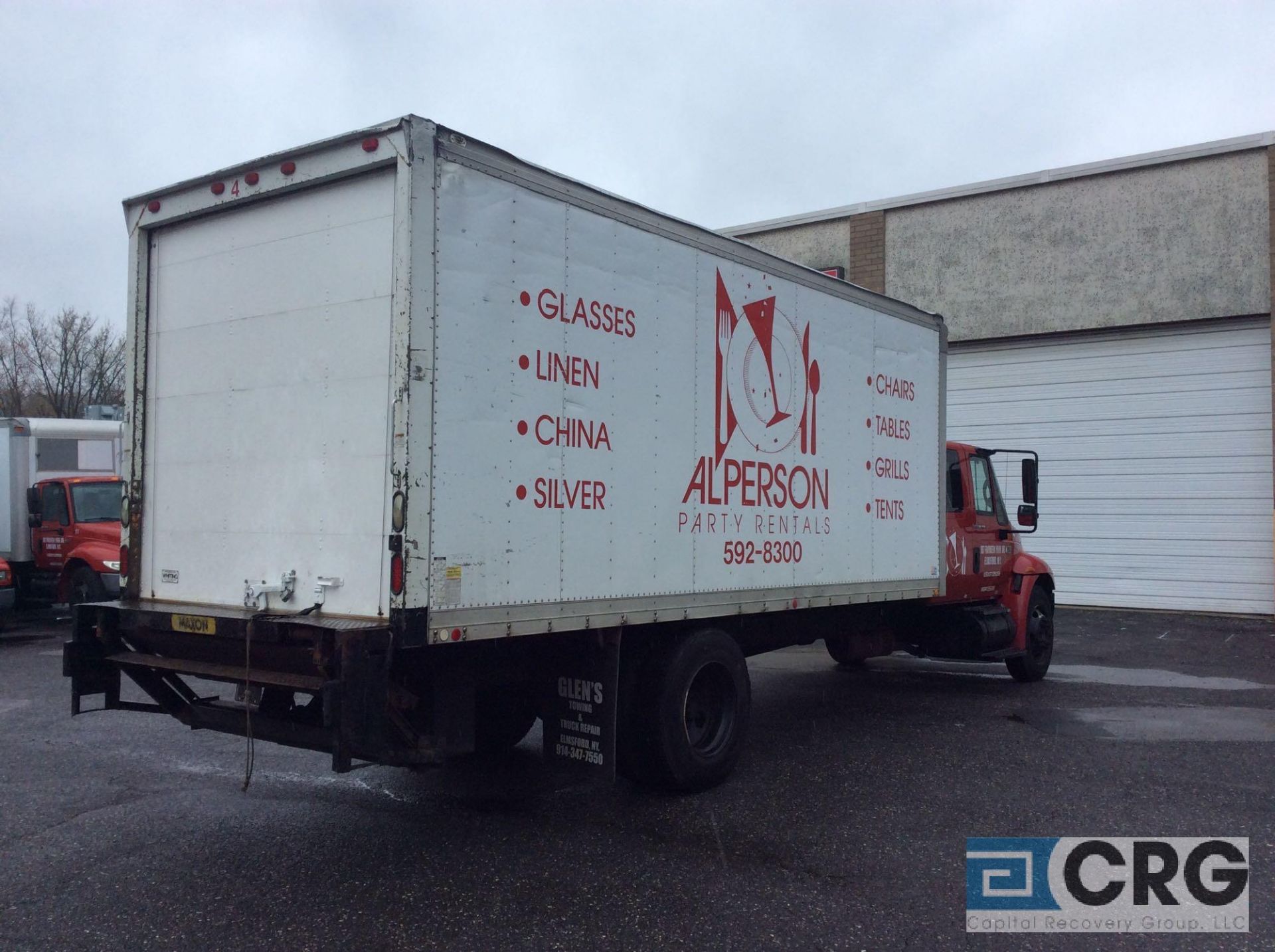 2006 International 20' box truck w/Extended Cab, DT466 ENGINE, A/T, Vinyl interior, Morgan 20' box - Image 3 of 8