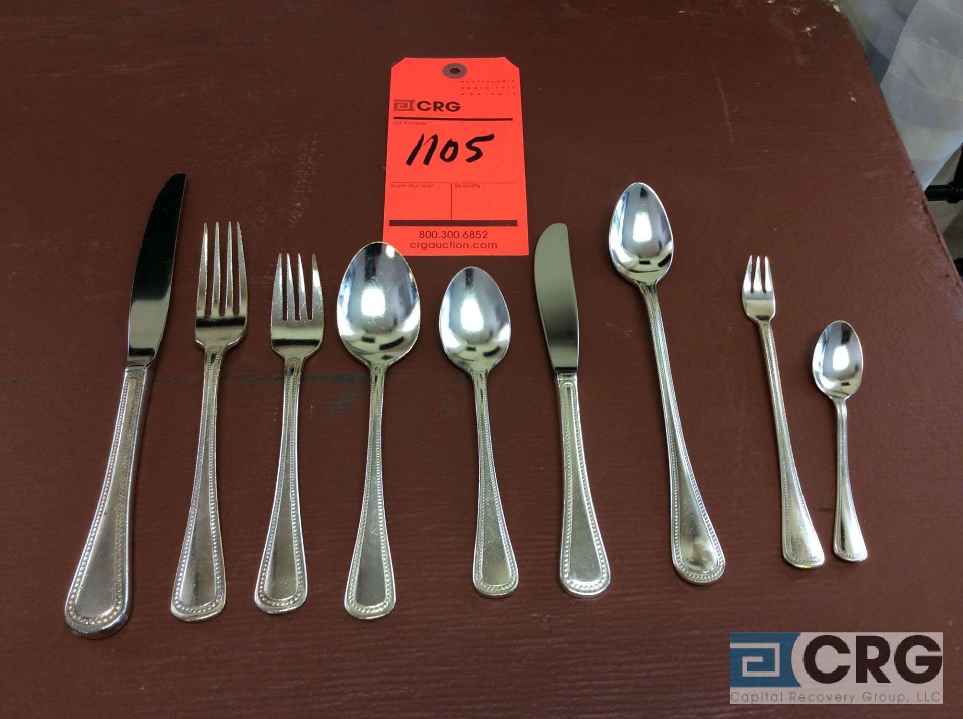 Lot of patrician pattern silver plated flatware including (660) dinner forks, (648) dinner