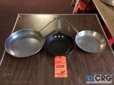 Lot of sauce/fry pans including (3) 9 in. copper pans, and (3) 7 in. teflon frying pans