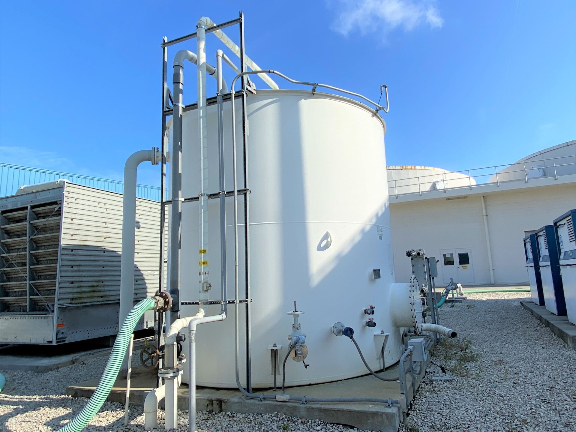 10' diameter X 10' high10,000 USG carbon steel water storage tank, front manway, Rosemont digital - Image 5 of 5