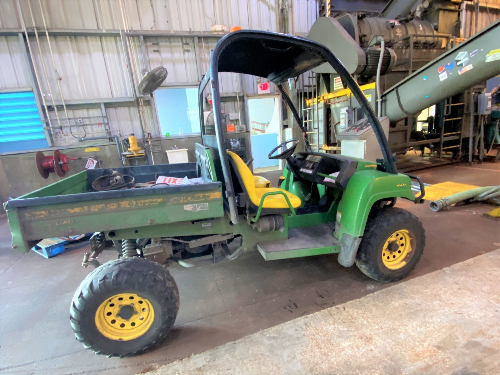 John Deere Gator gas 4 X 4 (620) utility vehicle with bed, 1,683 hrs. - Image 2 of 2