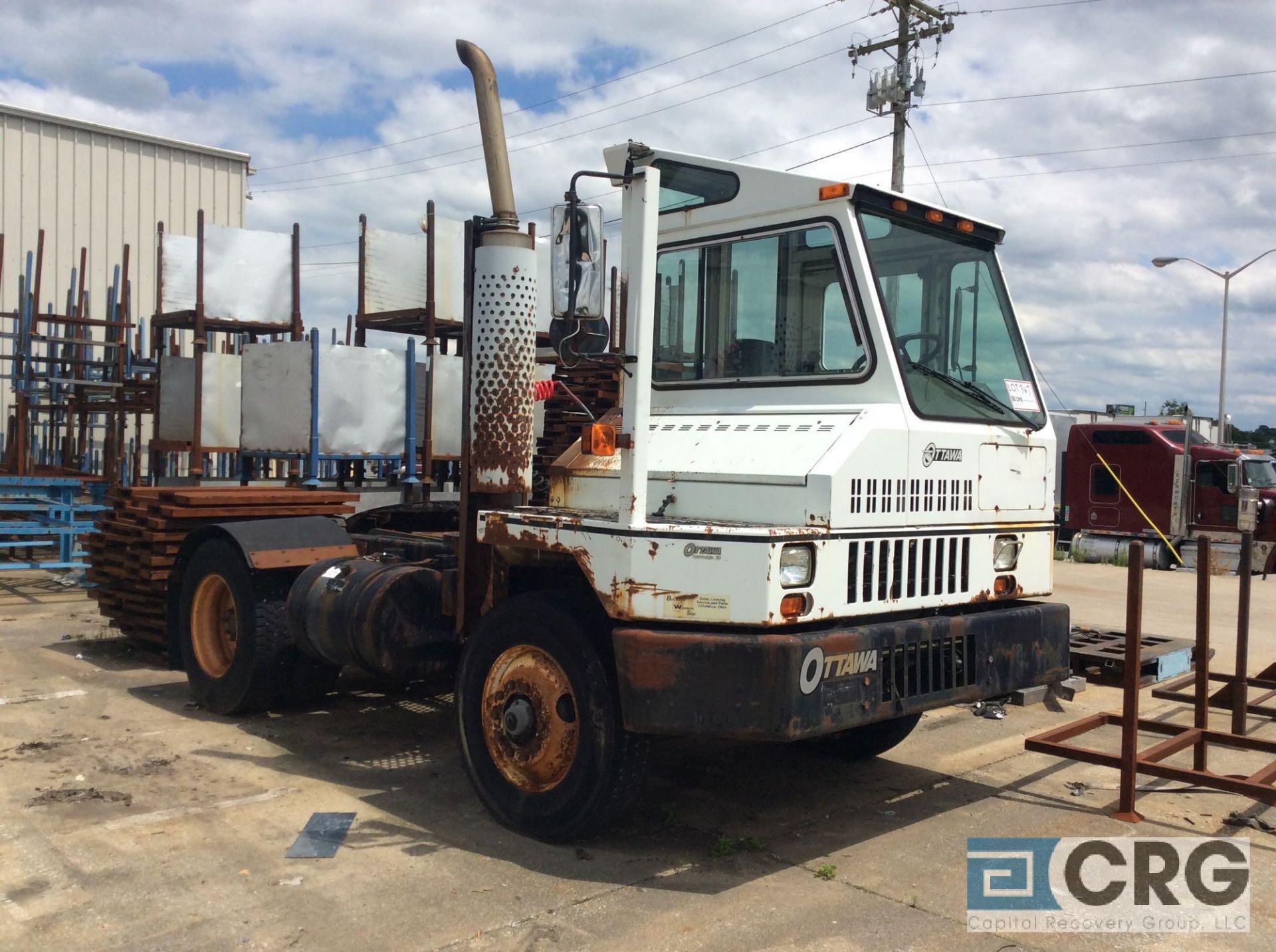 Ottawa Commando 30 single axle yard jockey truck NO TITLE (NEEDS BRAKES, DOESNT RUN)