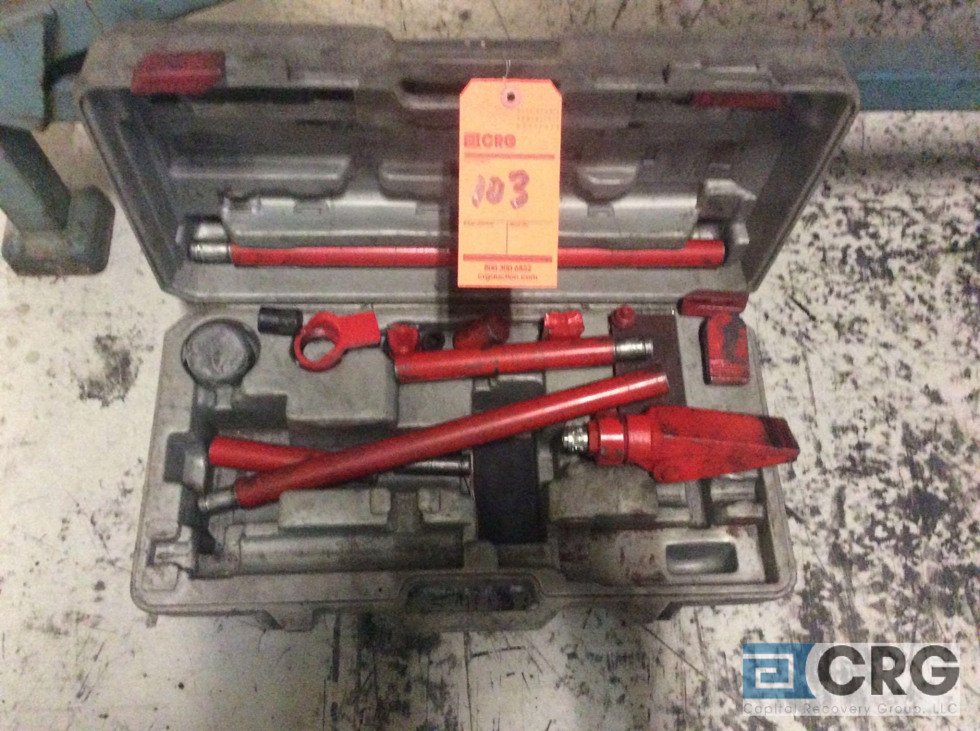 OTC 1519A 10-Ton capacity collision repair set with hydraulic pump - Image 3 of 3