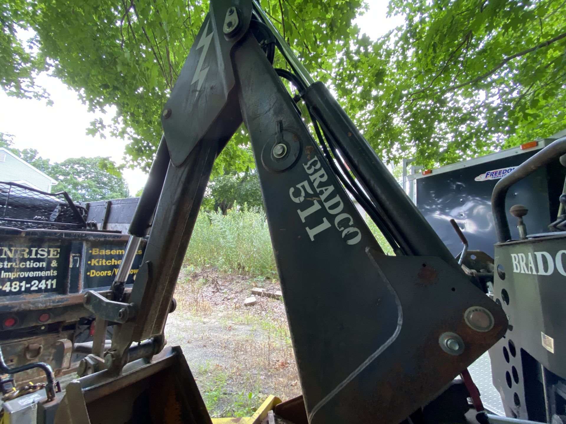 2000 CAT 246 skid steer loader, 2,890 hrs., with GP bucket, auxiliary hydraulics, fork attachment - Image 3 of 4