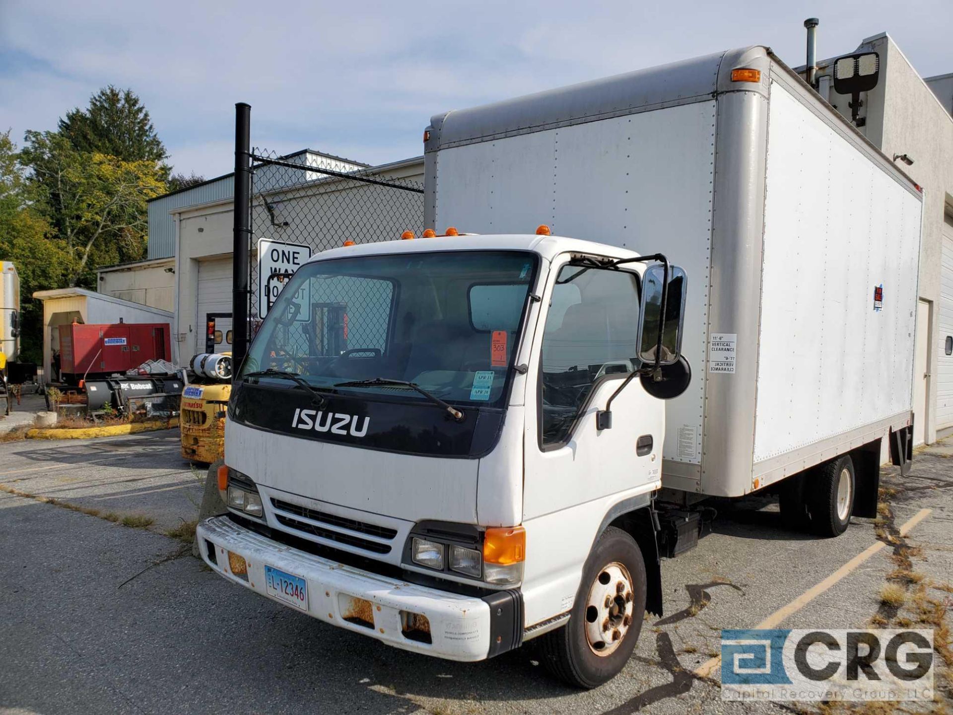 2004 Isuzu 16 ‘ Morgan box truck vin J47000549 with 58,870 miles, Diesel engine, AC, AT, cloth - Image 2 of 6