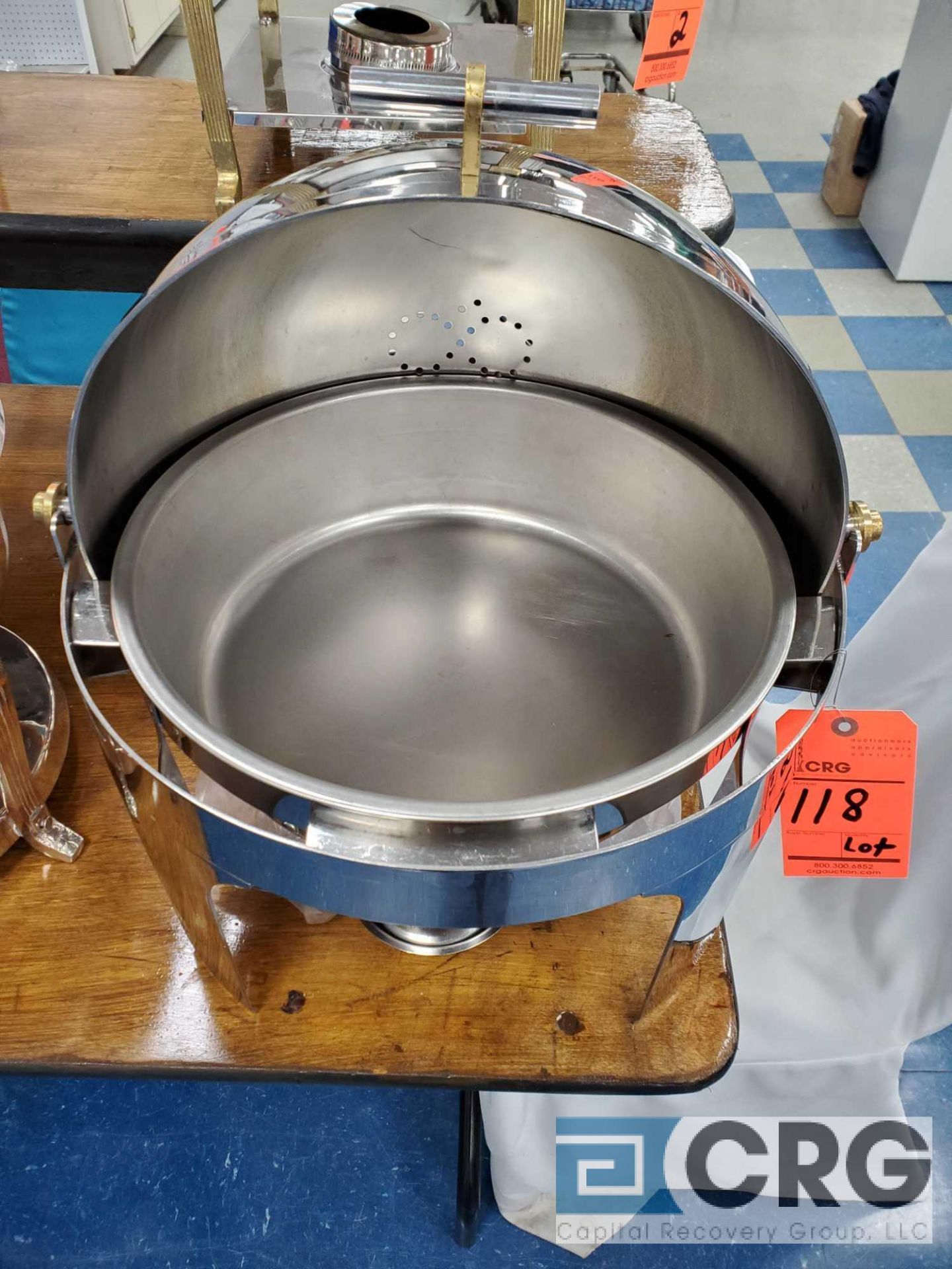 Lot of (2) 6 Qt round stainless chafing dish, 14 in. diameter - Image 2 of 4