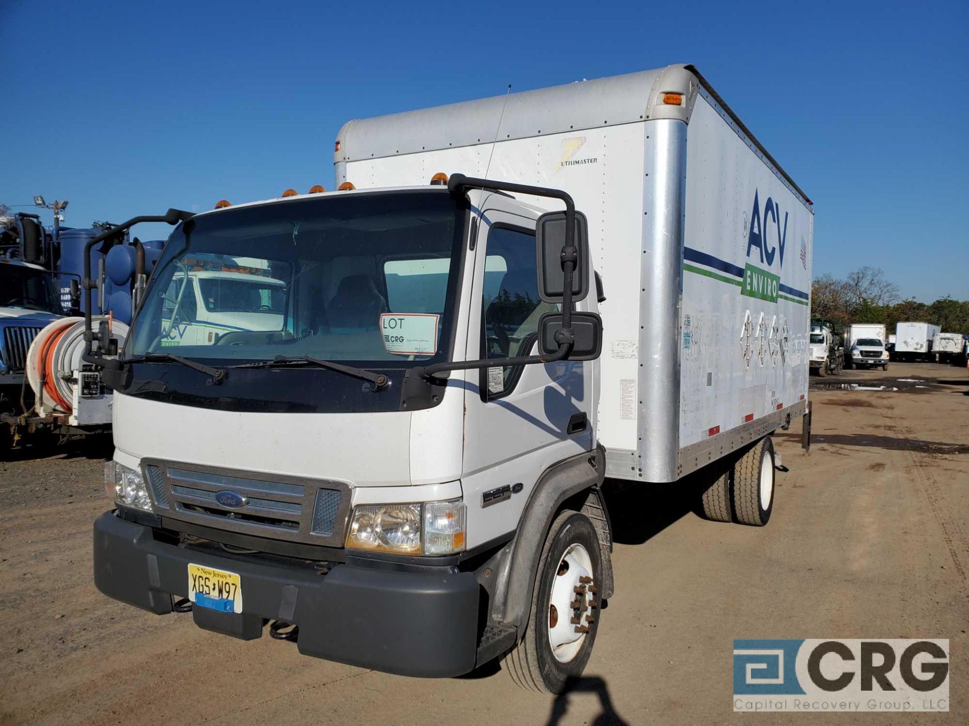 2006 Ford LCF450 Box Truck w/ lift gate, 16,000 GVWR, with 16' box and Thieman lift gate, VIN# - Image 2 of 9