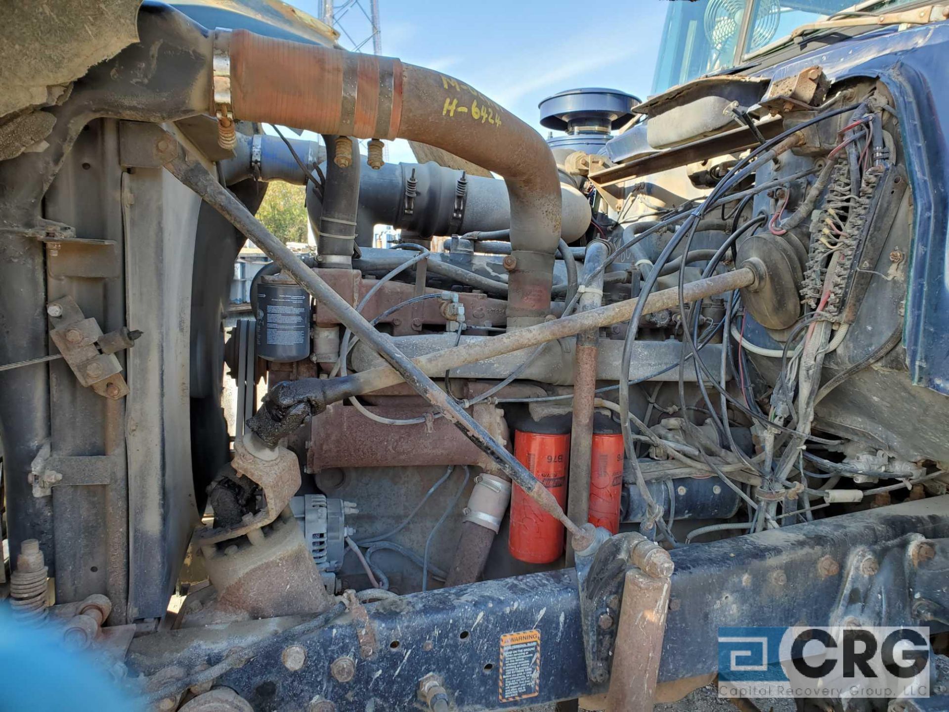 1989 Mack RD690S tandem axle Liquid Vac Truck - Image 12 of 15