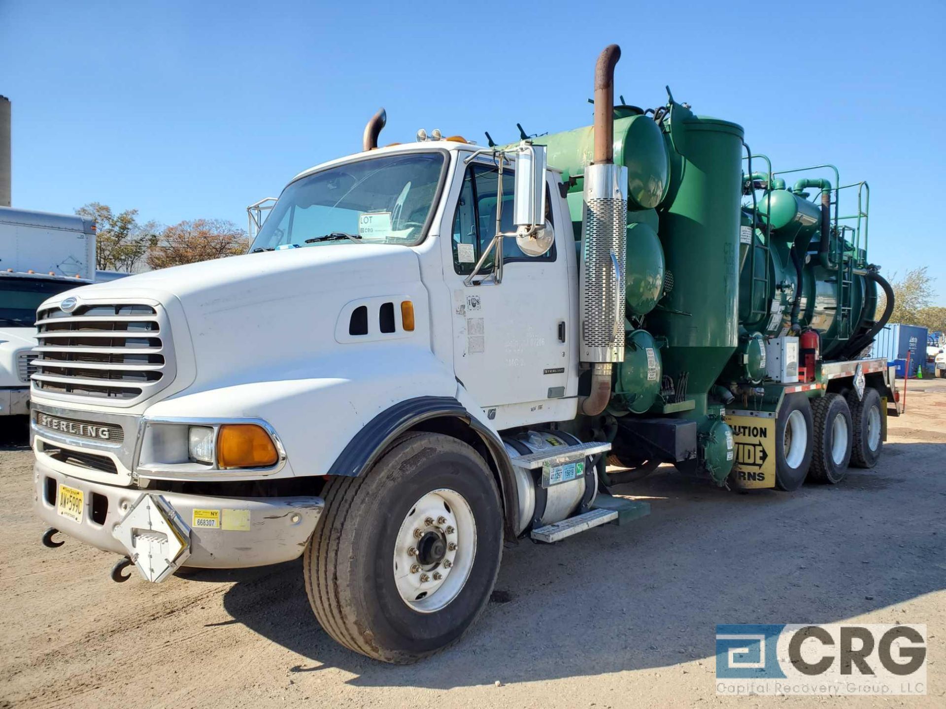 2006 Sterling tandem axle L9500 Turbo Vac Truck, 80,000 GVWR, 17,086 hours, with 3,200 gal