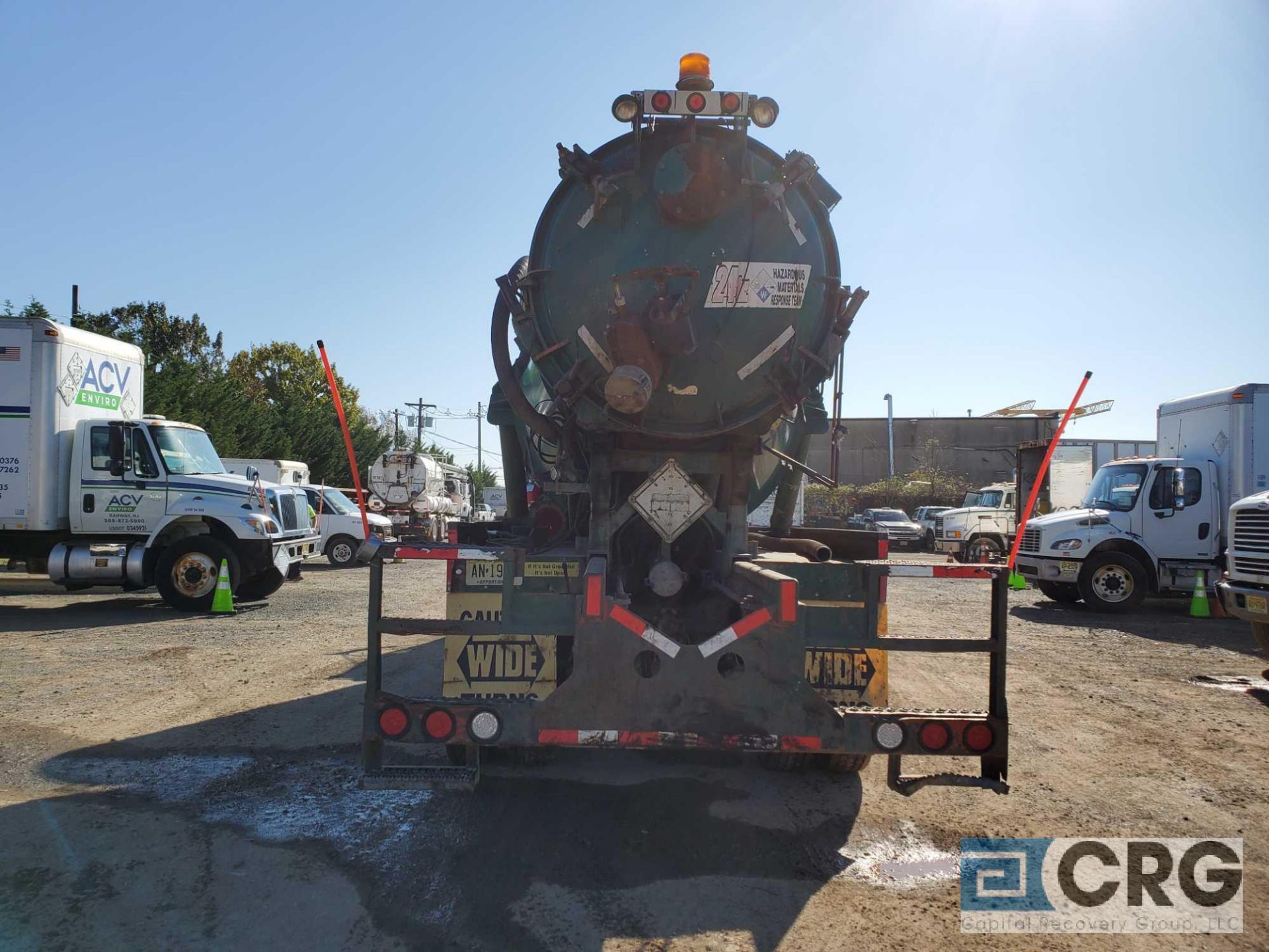 2000 Sterling tandem axle Turbo Vac Truck, 80,000 GVWR, with 3,000 gal. capacity Presvac carbon - Image 4 of 9