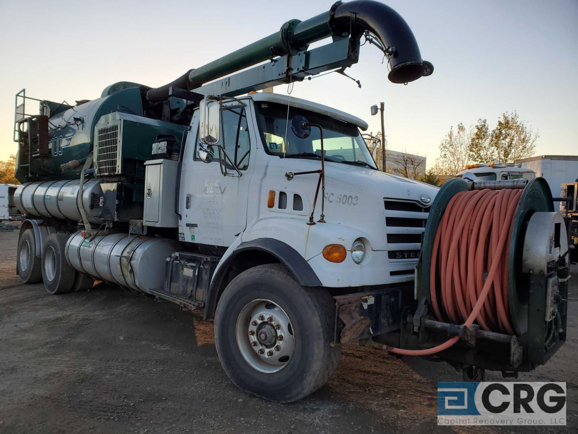 2001 Sterling tandem axle Sewer Cleaner Jet Rodder Truck, 56,000 GVWR, 17,207 hours, with 2,1000 - Image 3 of 8