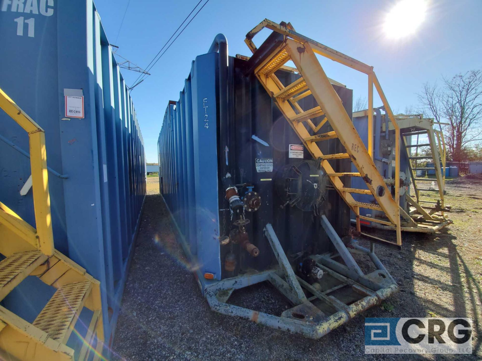 1997 VE Enterprises Tiger Frac Tank, single wall, 21,000 gal. capacity, flat roof with handrails, - Image 2 of 3