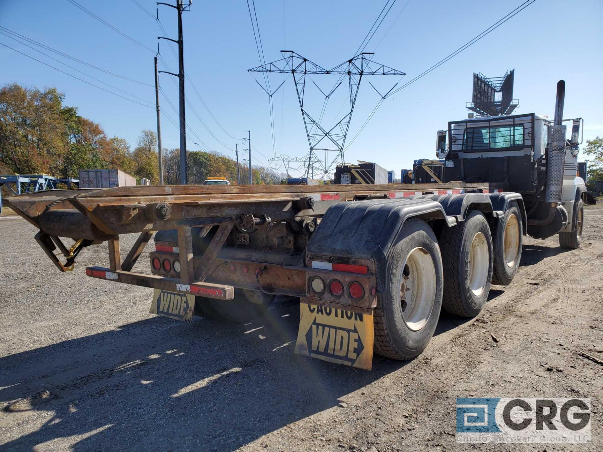 1995 Mack RD6905 tag axle Roll Off Truck, 80,000 GVWR, 25,674 hours, 20-30 cu. Yard capacity, with - Image 3 of 13