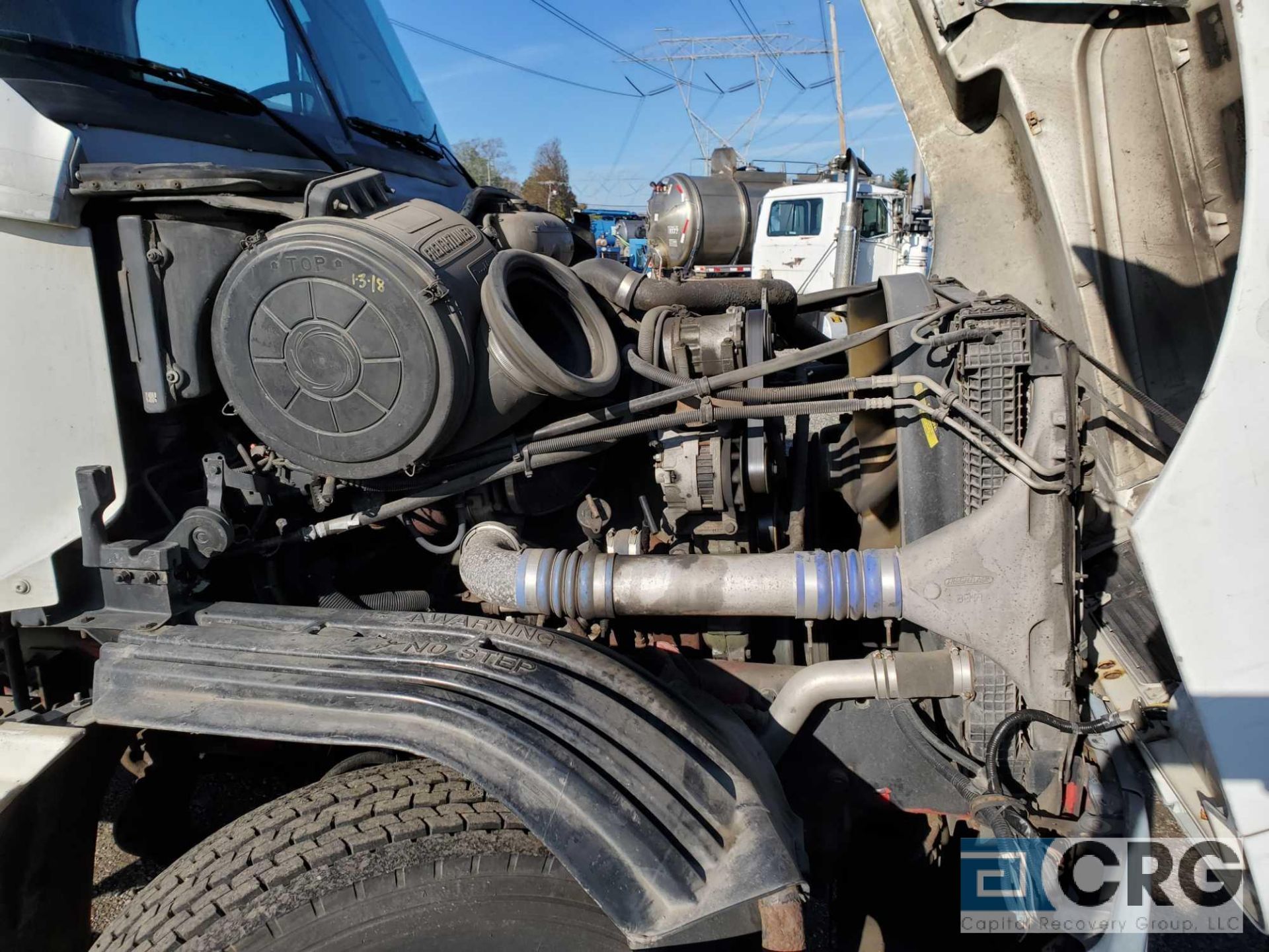 2001 Freightliner Century Liquid Vac Truck, 60,000 GVWR, 30,023 hours, with 3,200 gal. capacity - Image 8 of 10