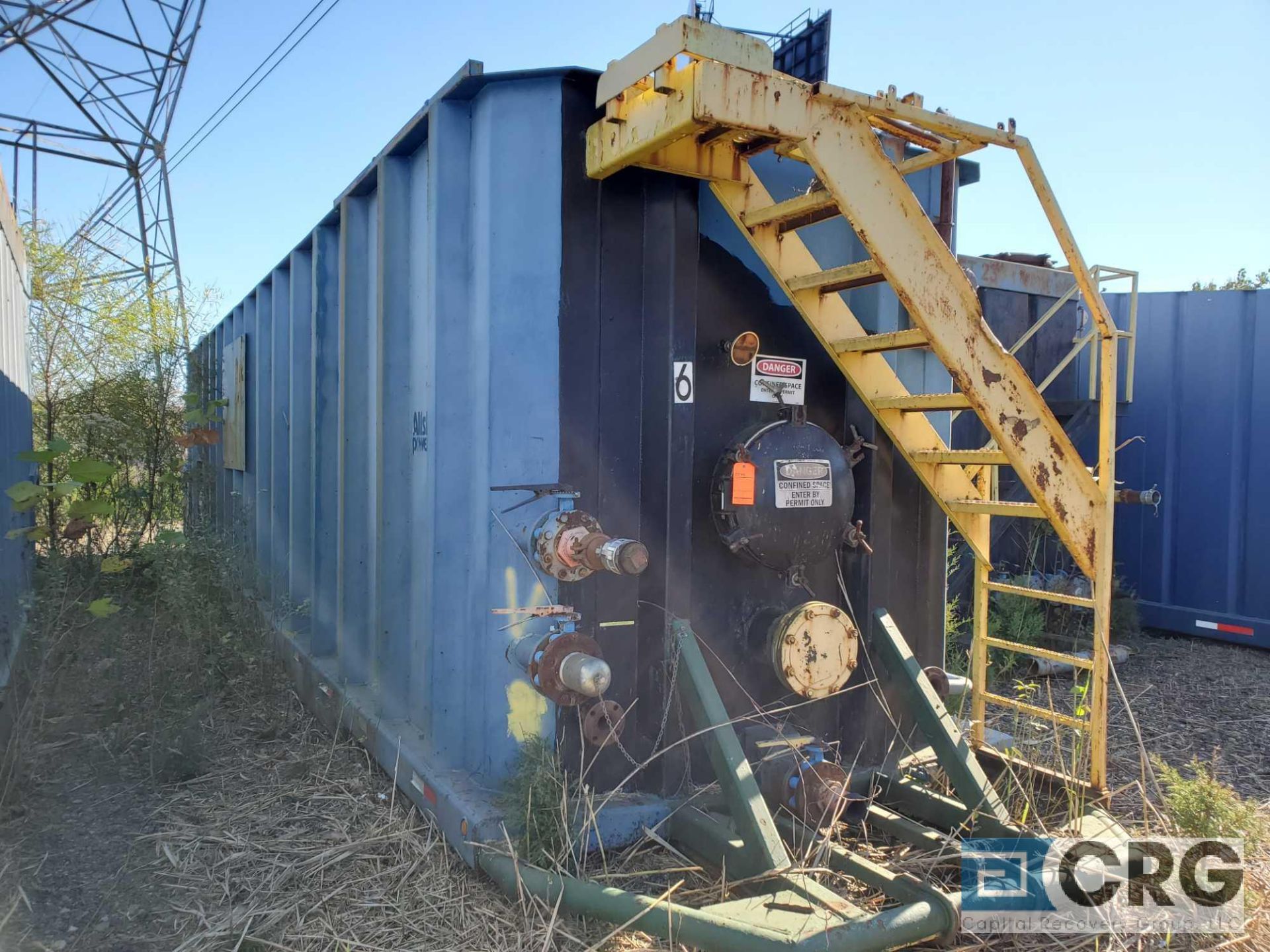 2001 Frac Tank, single wall, 20,000 gal. capacity, flat roof with hand rails and toe boards, - Image 2 of 2