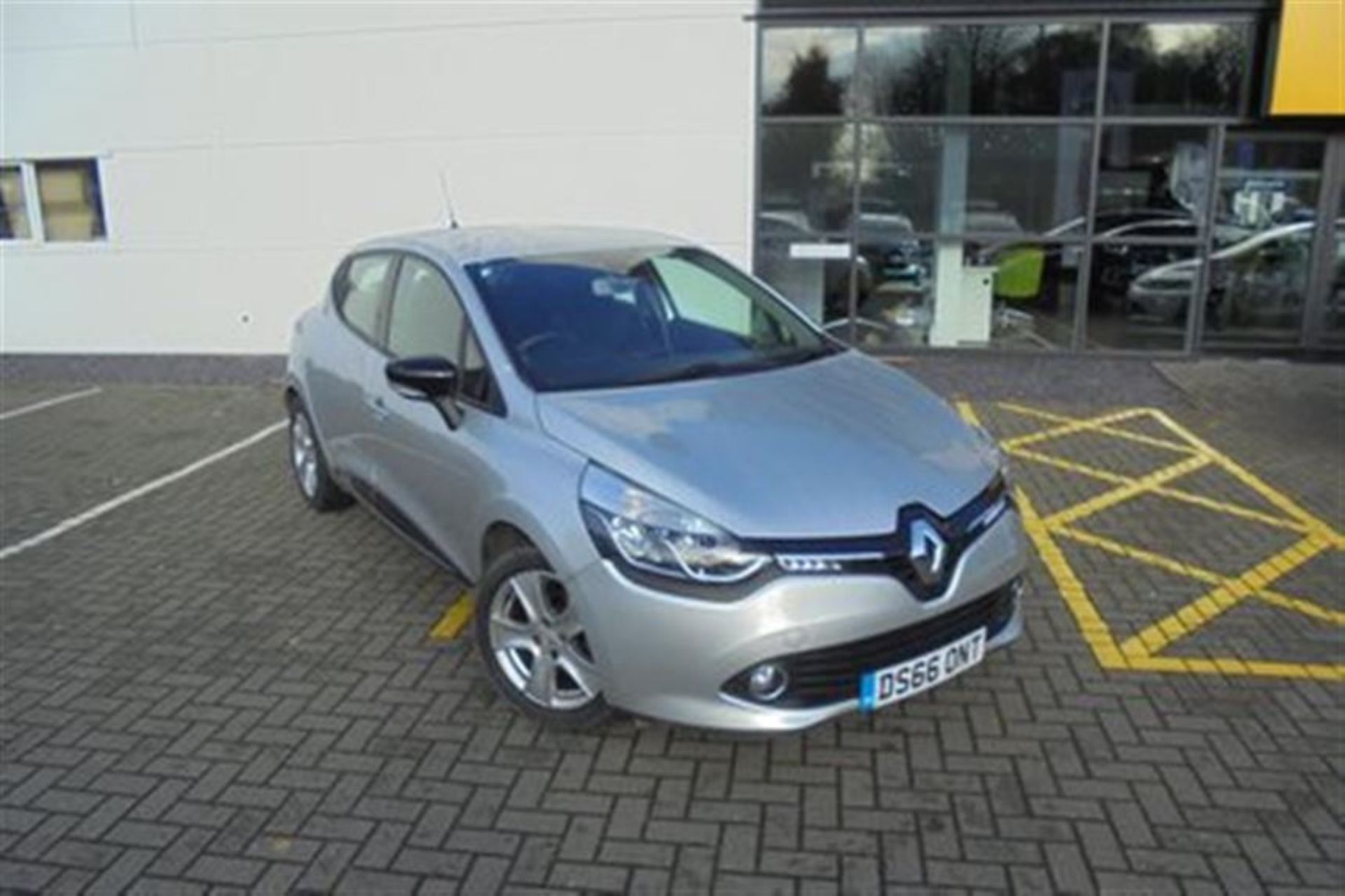 (ON SALE) RENAULT CLIO 1.5DCI "DYNAMIQUE NAV " 2017 MODEL - 1 KEEPER - SAT NAV - GREAT SPEC - LOOK - Image 5 of 5