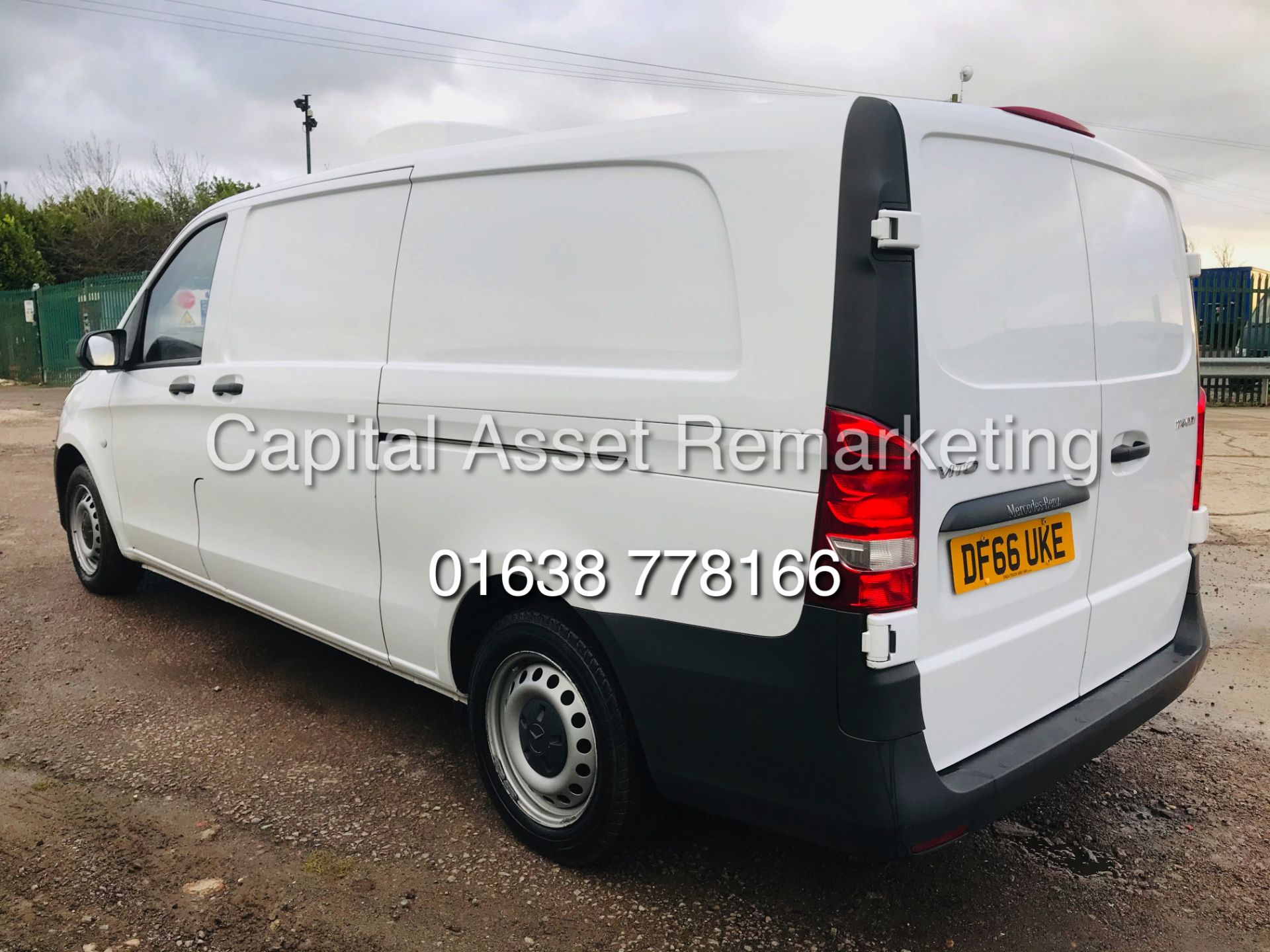 MERCEDES VITO 114CDI EXTRA LONG WHEEL BASE FRIDGE / FREEZER VAN - 2017 MODEL - "GAH" UNIT" 1OWNER - Image 8 of 19