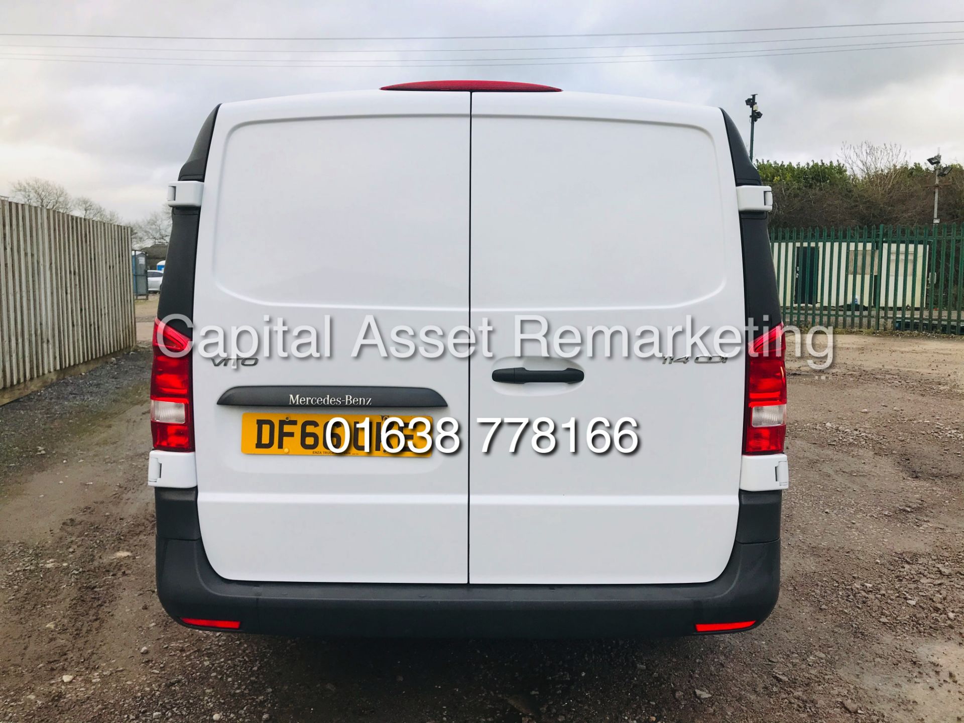 MERCEDES BENZ VITO 114CDI BLUETEC FRIDGE / FREEZER XLWB (2017 MODEL) 1 OWNER FSH *EURO 6 - NEW SHAPE - Image 9 of 18