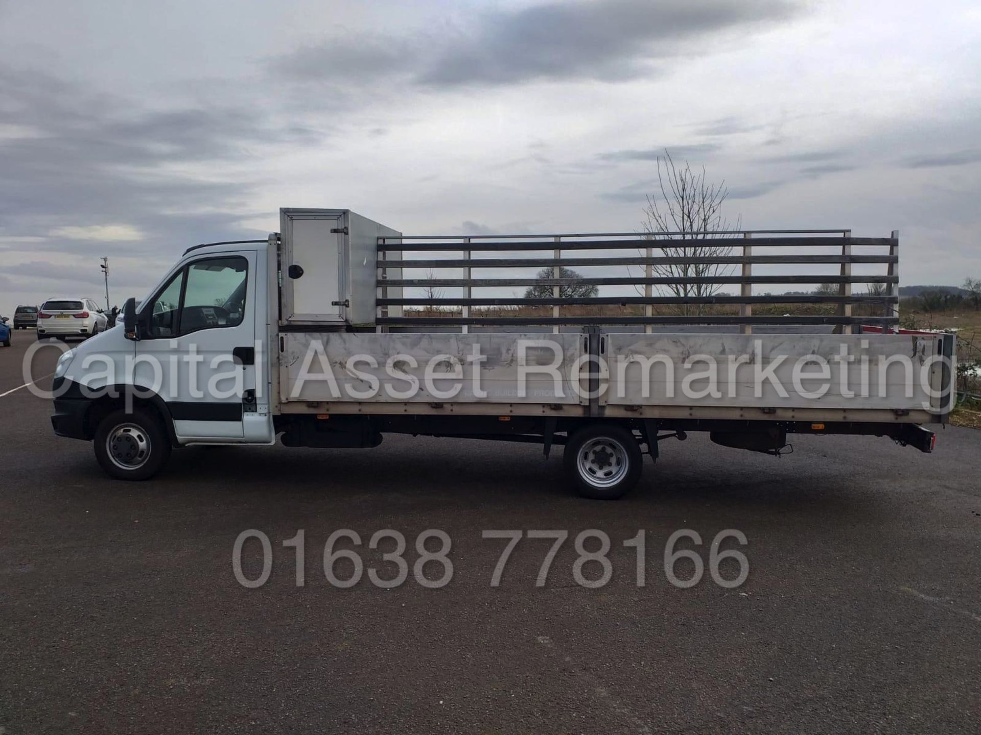 IVECO DAILY 35C13 *XLWB - ALLOY DROPSIDE* (2014 MODEL) '2.3 DIESEL - 127 BHP - AUTOMATIC' (3500 KG) - Image 4 of 20