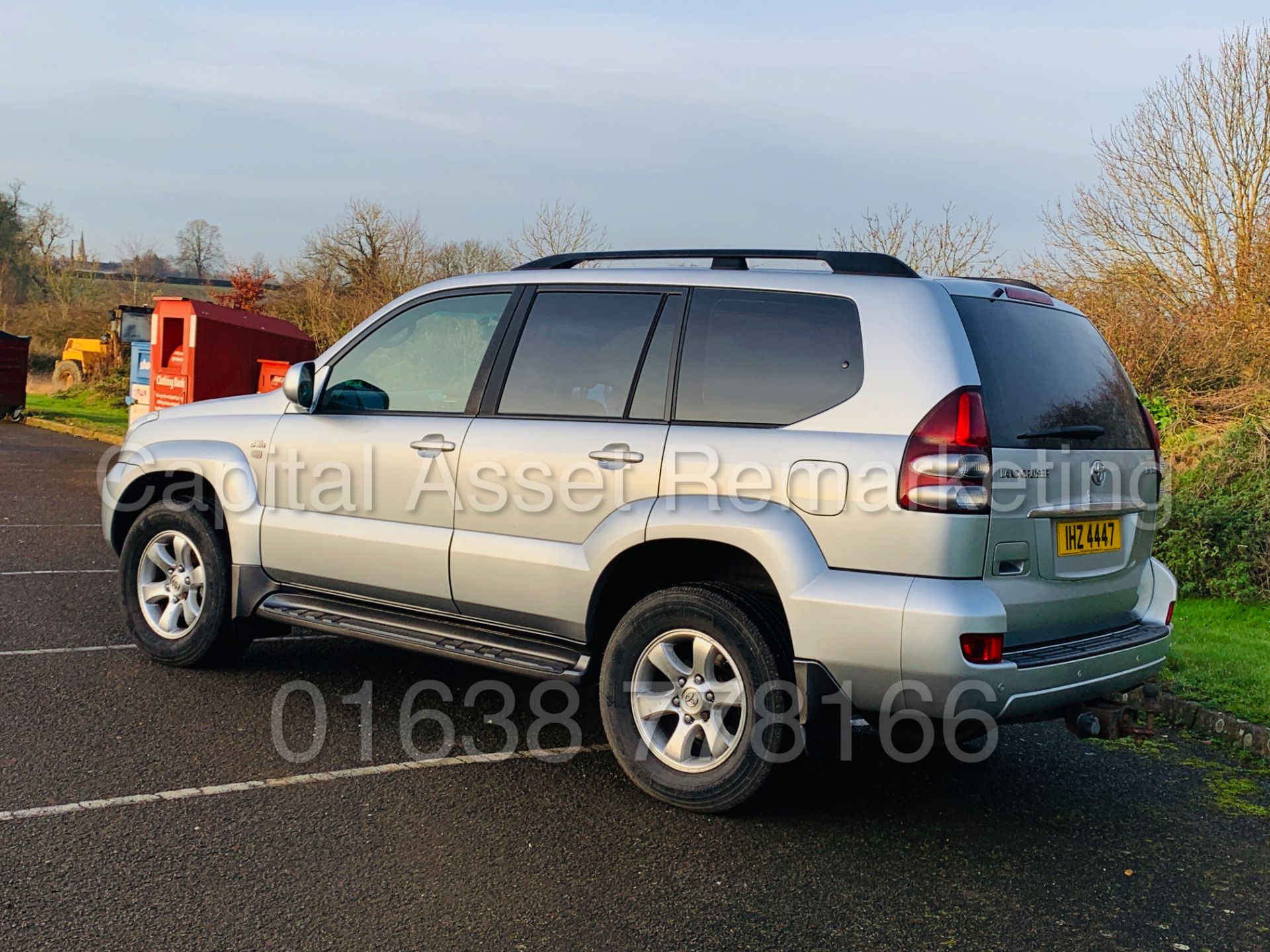 (On Sale) TOYOTA LAND CRUISER *INVINCIBLE* 7 SEATER SUV (2006) '3.0 D-4D - AUTO' *TOP SPEC* (NO VAT) - Image 8 of 50