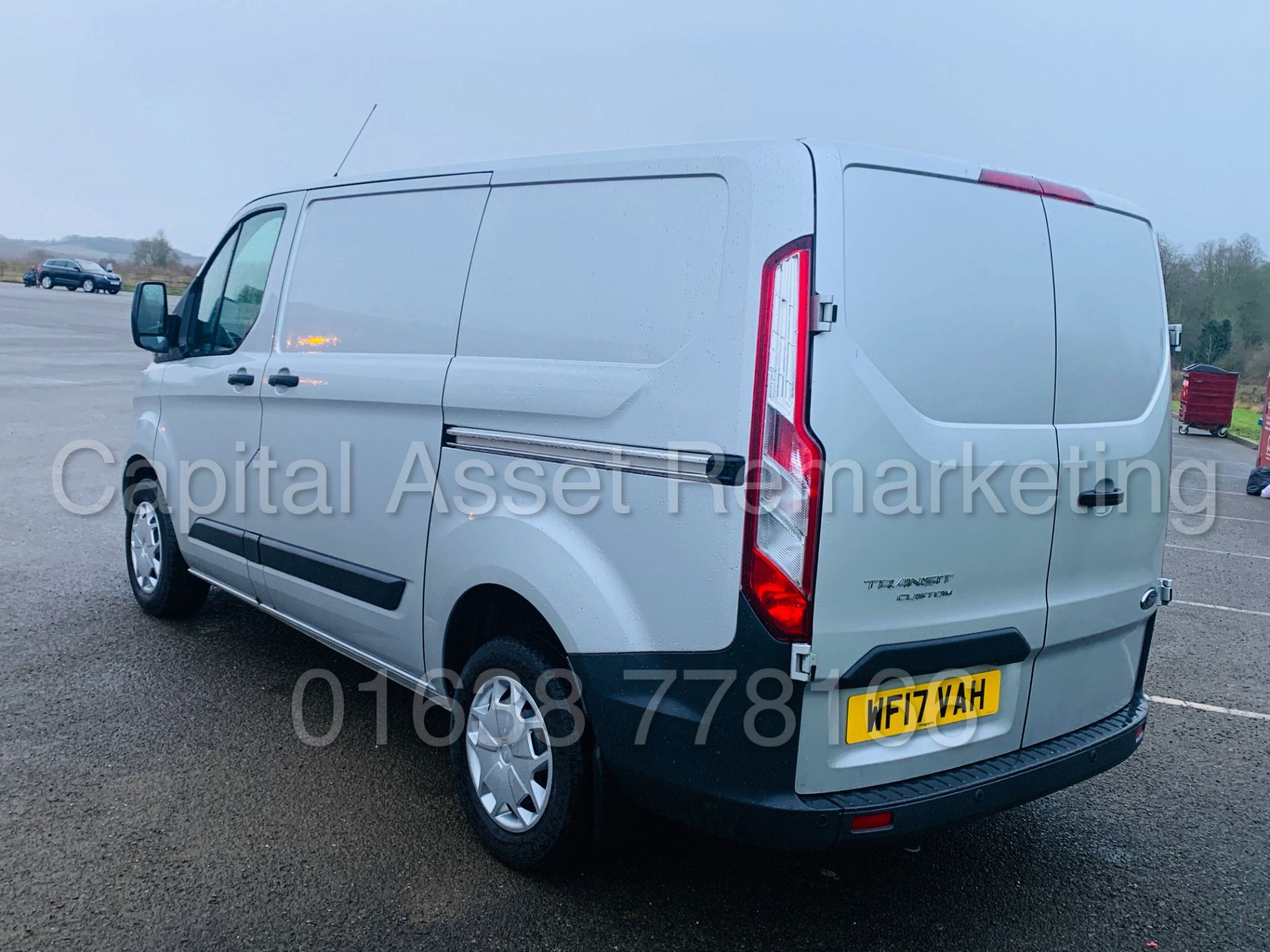 FORD TRANSIT *TREND EDITION* 290 SWB (2017 - EURO 6 / AD-BLUE) '2.0 TDCI - 130 BHP - 6 SPEED' - Image 5 of 41