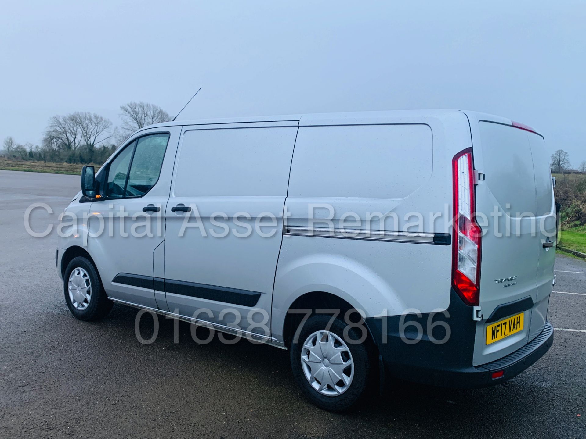 FORD TRANSIT *TREND EDITION* 290 SWB (2017 - EURO 6 / AD-BLUE) '2.0 TDCI - 130 BHP - 6 SPEED' - Image 4 of 41