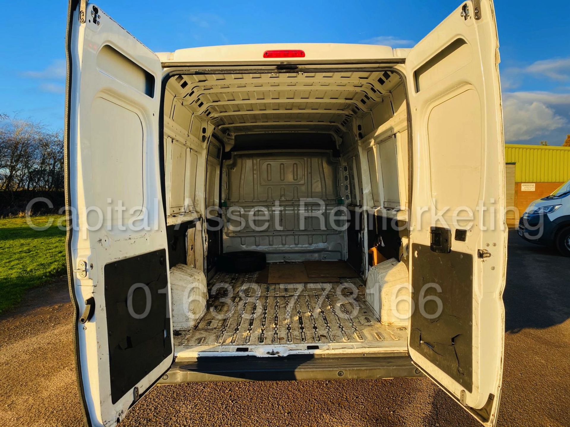 CITROEN RELAY *ENTERPRISE* LWB HI-ROOF / PANEL VAN (2016) '2.2 HDI - 130 BHP - 6 SPEED' - Image 23 of 30