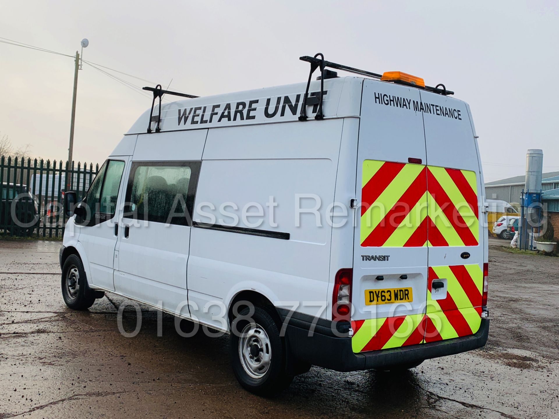 FORD TRANSIT T350 *LWB - 7 SEATER MESSING UNIT* (2014 MODEL) '2.4 TDCI - 6 SPEED' *ON BOARD TOILET* - Image 9 of 44