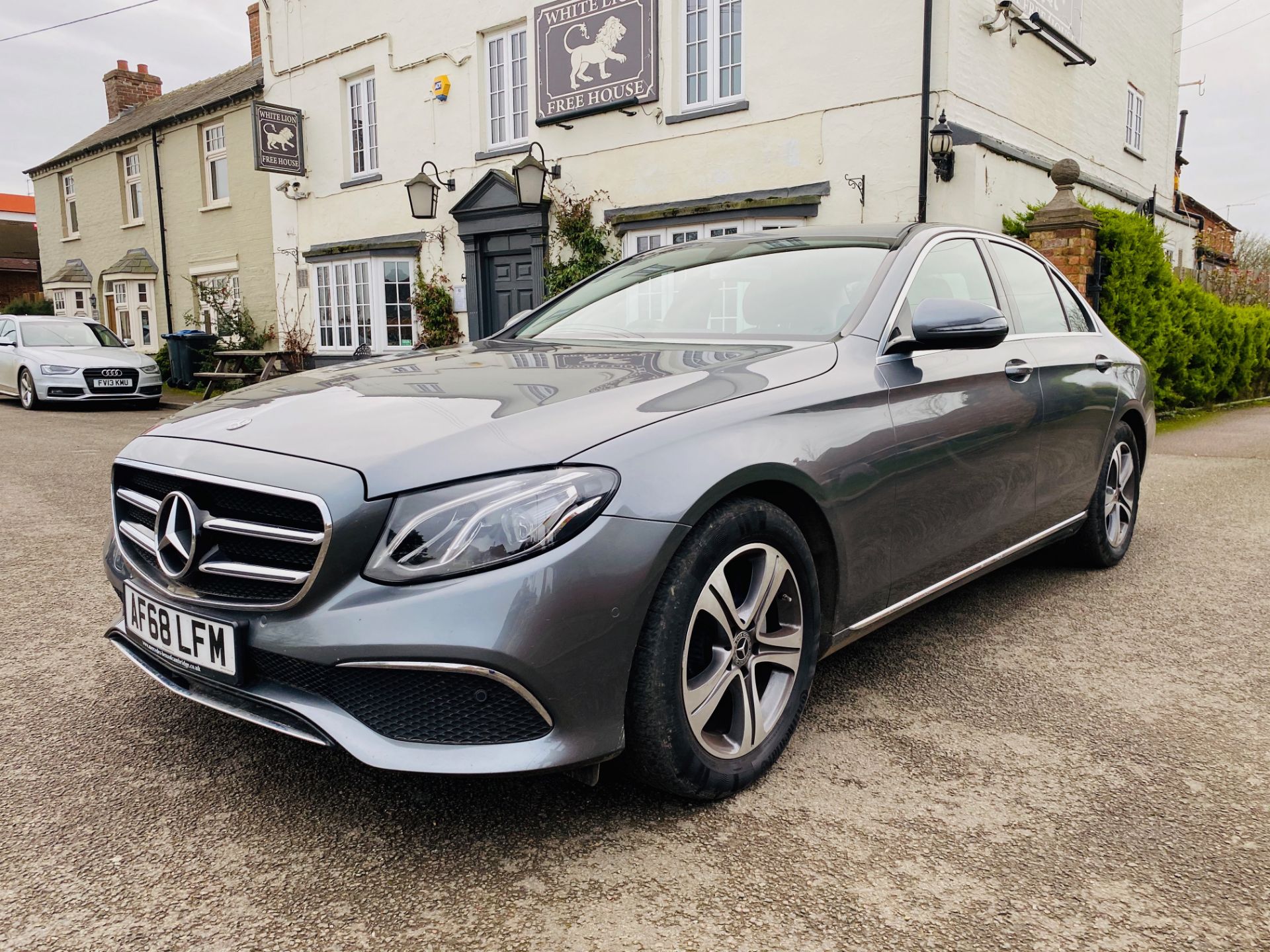 ON SALE MERCEDES E220d "SPECIAL EQUIPMENT" 9G-TRONIC (2019 MODEL) *GREAT SPEC*SAT NAV - LEATHER