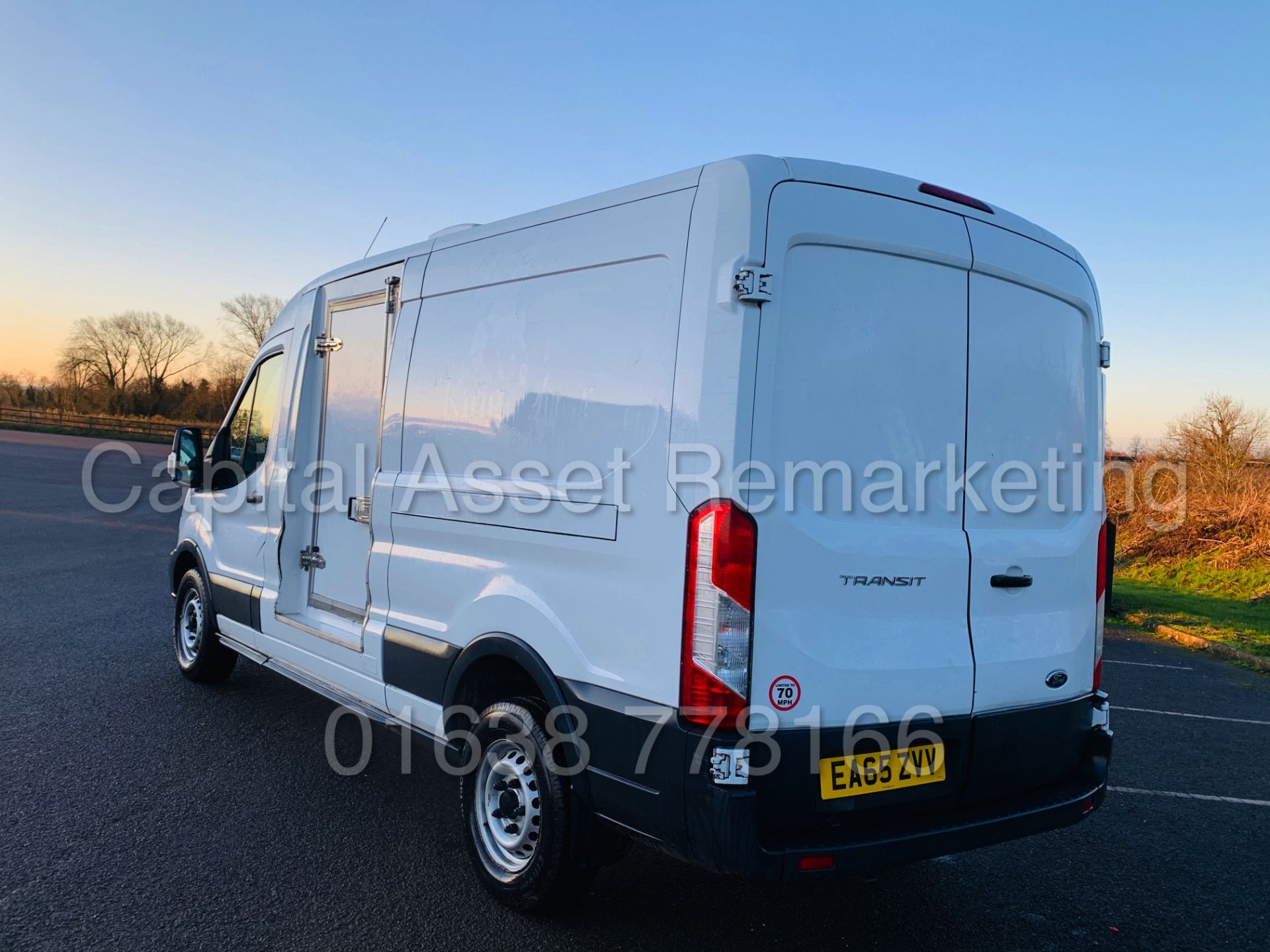 (On Sale) FORD TRANSIT T350 *LWB - REFRIGERATED VAN* (65 REG) '2.2 TDCI -125 BHP- 6 SPEED' (1 OWNER) - Image 9 of 43