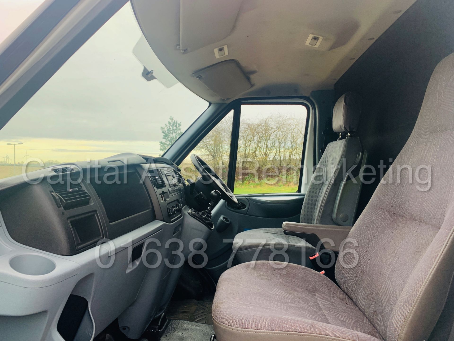 FORD TRANSIT T350L RWD *XLWB - HI-ROOF JUMBO* (2013) '2.2 TDCI - 6 SPEED' *LOW MILES* - Image 15 of 26