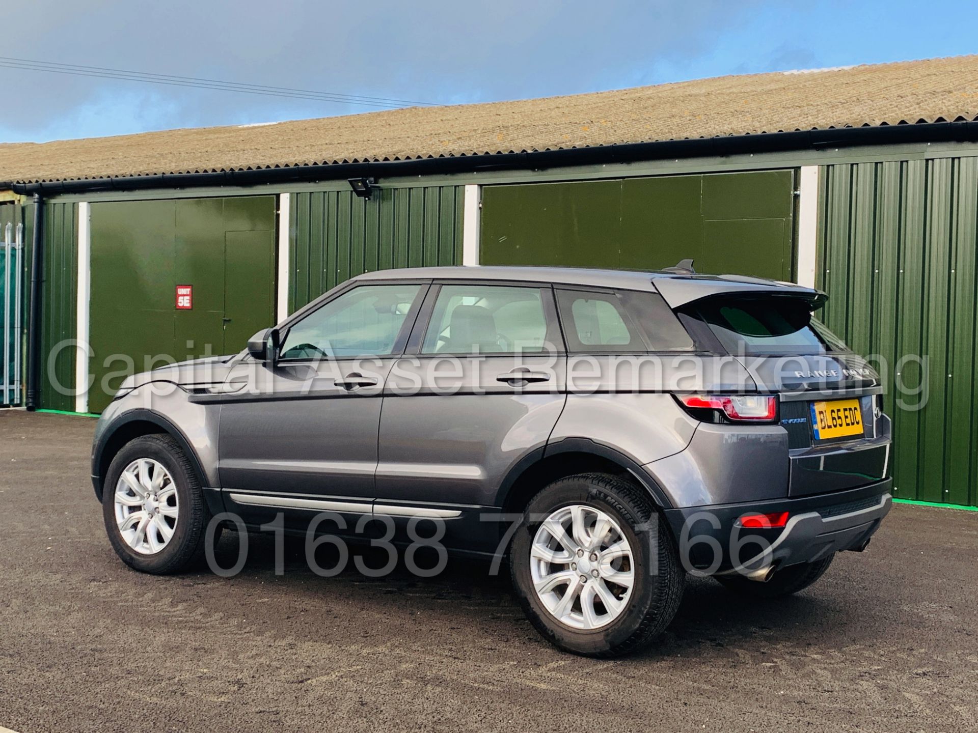 (ON SALE) RANGE ROVER EVOQUE *SE EDITION* 5 DOOR SUV (2016 MODEL) '2.0 DIESEL - 150 BHP' - Image 4 of 47