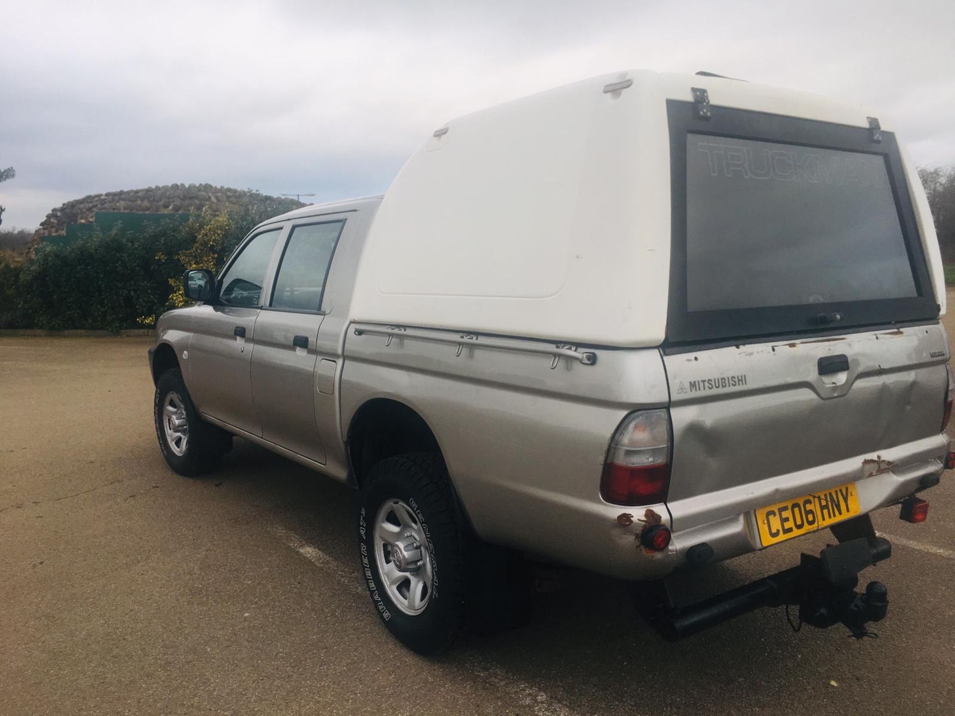 ON SALE MITSUBISHI L200 2.5 TURBO DIESEL 4 DOOR DOUBLE CAB - 06 REG - MET PAINT - NO VAT!!!! - Image 4 of 7