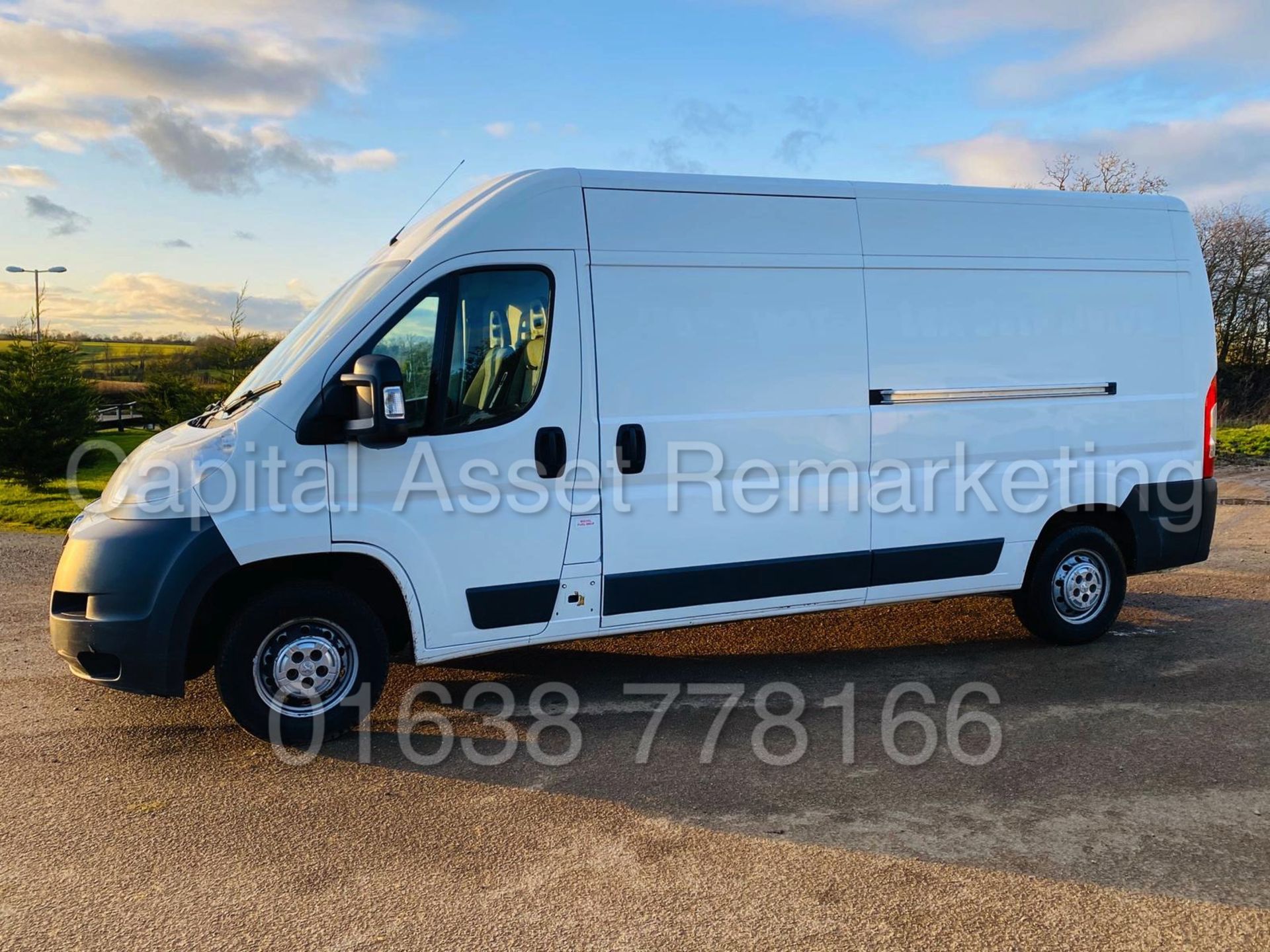 PEUGEOT BOXER *PROFESSIONAL* LWB HI-ROOF / PANEL VAN (2014) '2.2 HDI - 130 BHP - 6 SPEED' (NO VAT) - Image 4 of 26