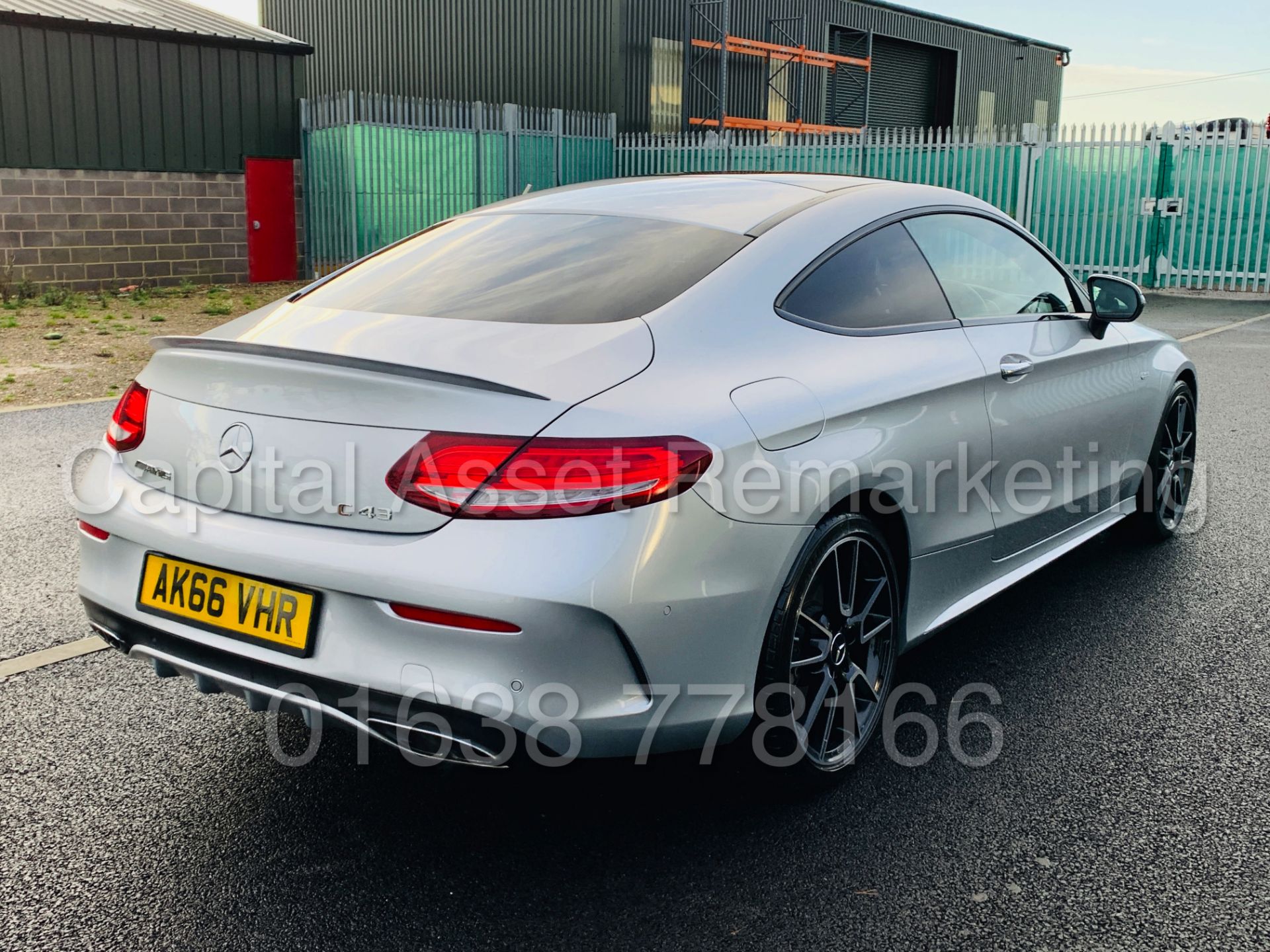 MERCEDES-BENZ C43 AMG *PREMIUM 4 MATIC* COUPE (2017) '9-G AUTO - LEATHER - SAT NAV' **FULLY LOADED** - Image 15 of 67