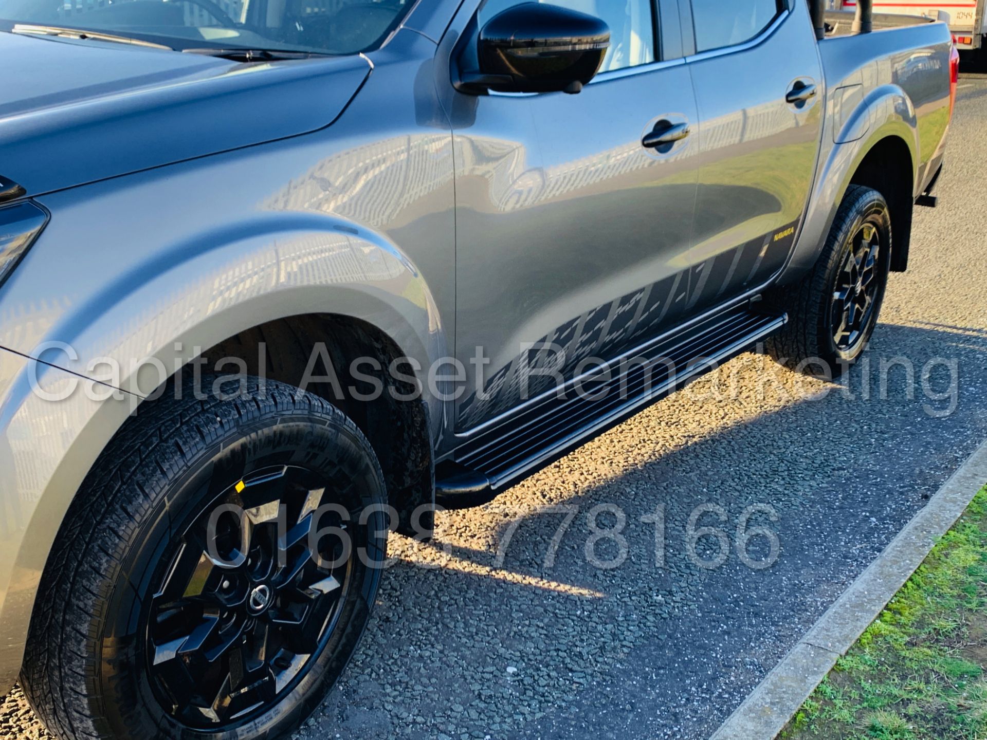 NISSAN NAVARA *N-GUARD* DOUBLE CAB PICK-UP (2019 - 69 REG) '2.3 DCI - 190 BHP - AUTO' *MASSIVE SPEC* - Image 19 of 60