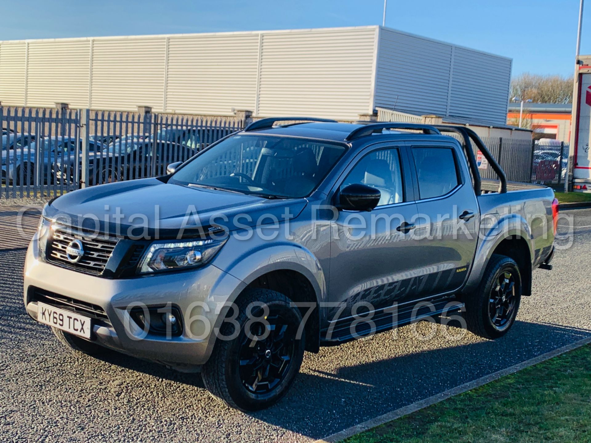 NISSAN NAVARA *N-GUARD* DOUBLE CAB PICK-UP (2019 - 69 REG) '2.3 DCI - 190 BHP - AUTO' *MASSIVE SPEC* - Image 3 of 60