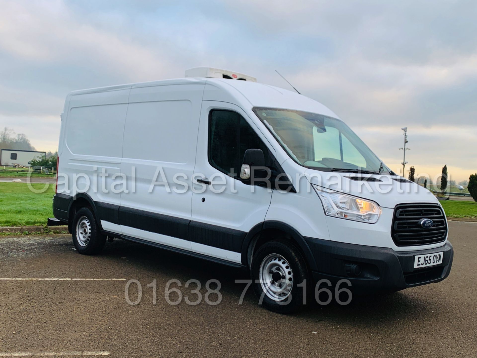 FORD TRANSIT T350 *LWB - REFRIGERATED VAN* (2016) '2.2 TDCI - 125 BHP - 6 SPEED' (3500 KG) *SAT NAV* - Image 11 of 42