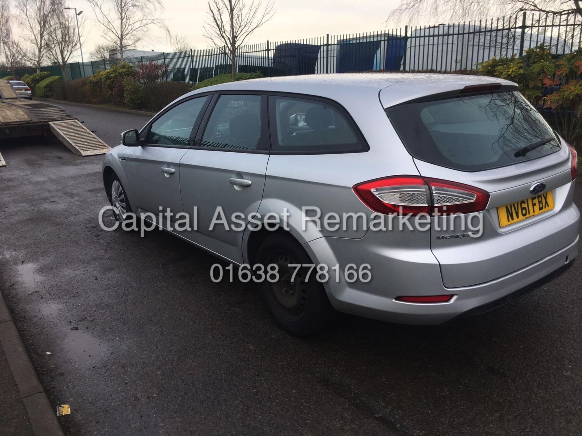 On Sale FORD MONDEO 2.0TDCI "ZETEC" ESTATE (2011 MODEL) 140BHP - 6 SPEED - CLIMATE - ELEC PACK - Image 4 of 10