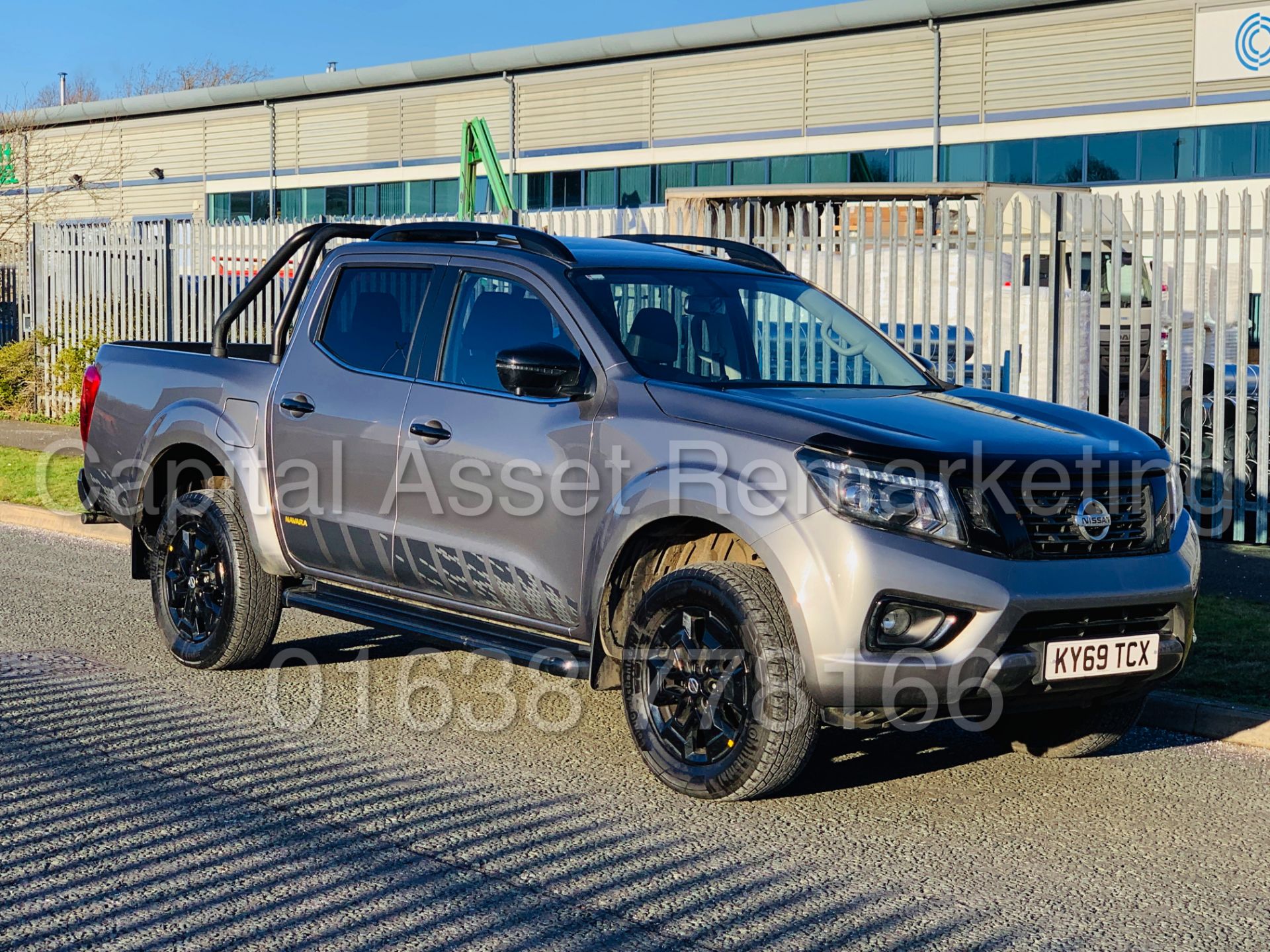 NISSAN NAVARA *N-GUARD* DOUBLE CAB PICK-UP (2019 - 69 REG) '2.3 DCI - 190 BHP - AUTO' *MASSIVE SPEC* - Image 14 of 60