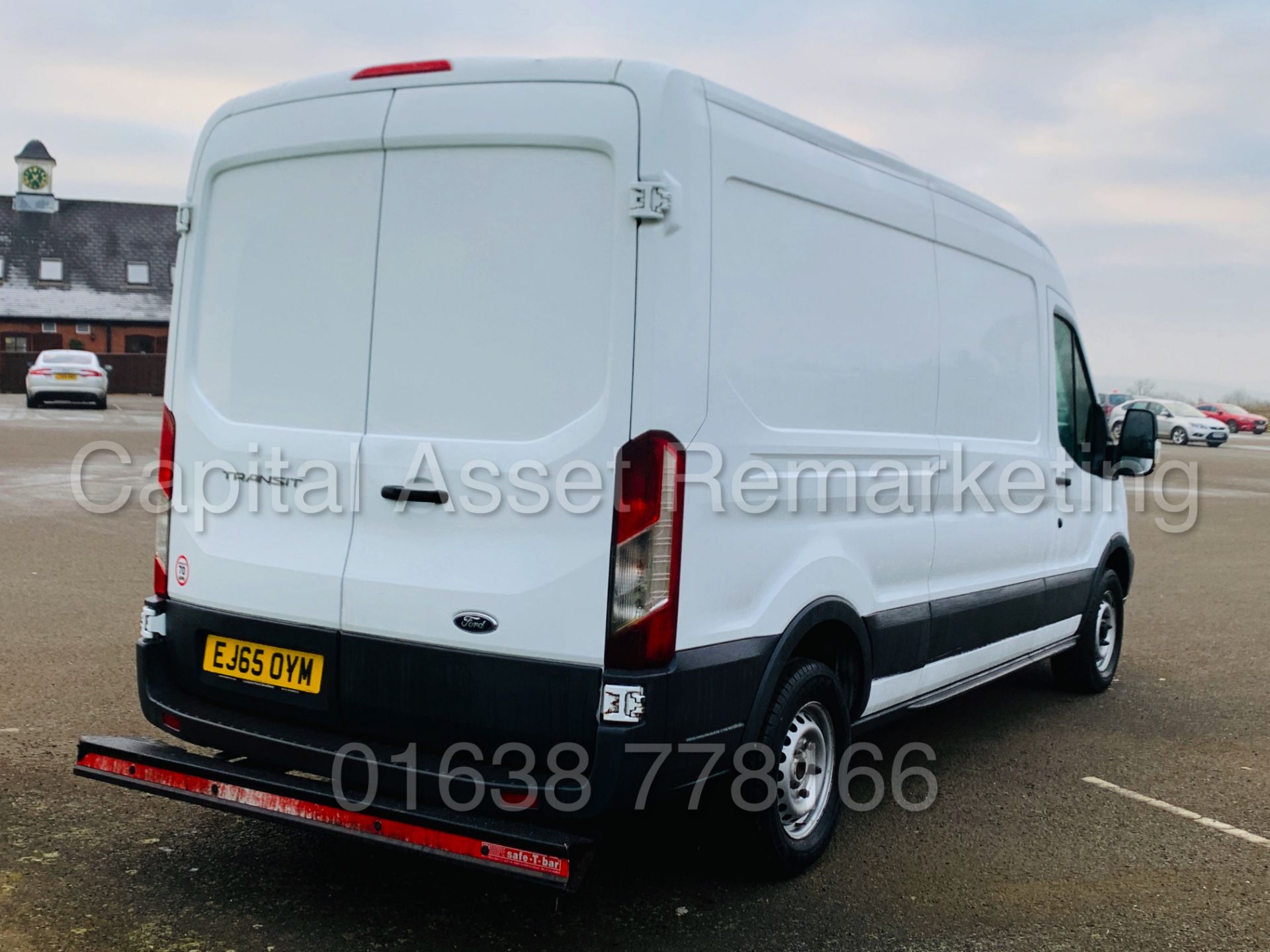 FORD TRANSIT T350 *LWB - REFRIGERATED VAN* (2016) '2.2 TDCI - 125 BHP - 6 SPEED' (3500 KG) *SAT NAV* - Image 7 of 42