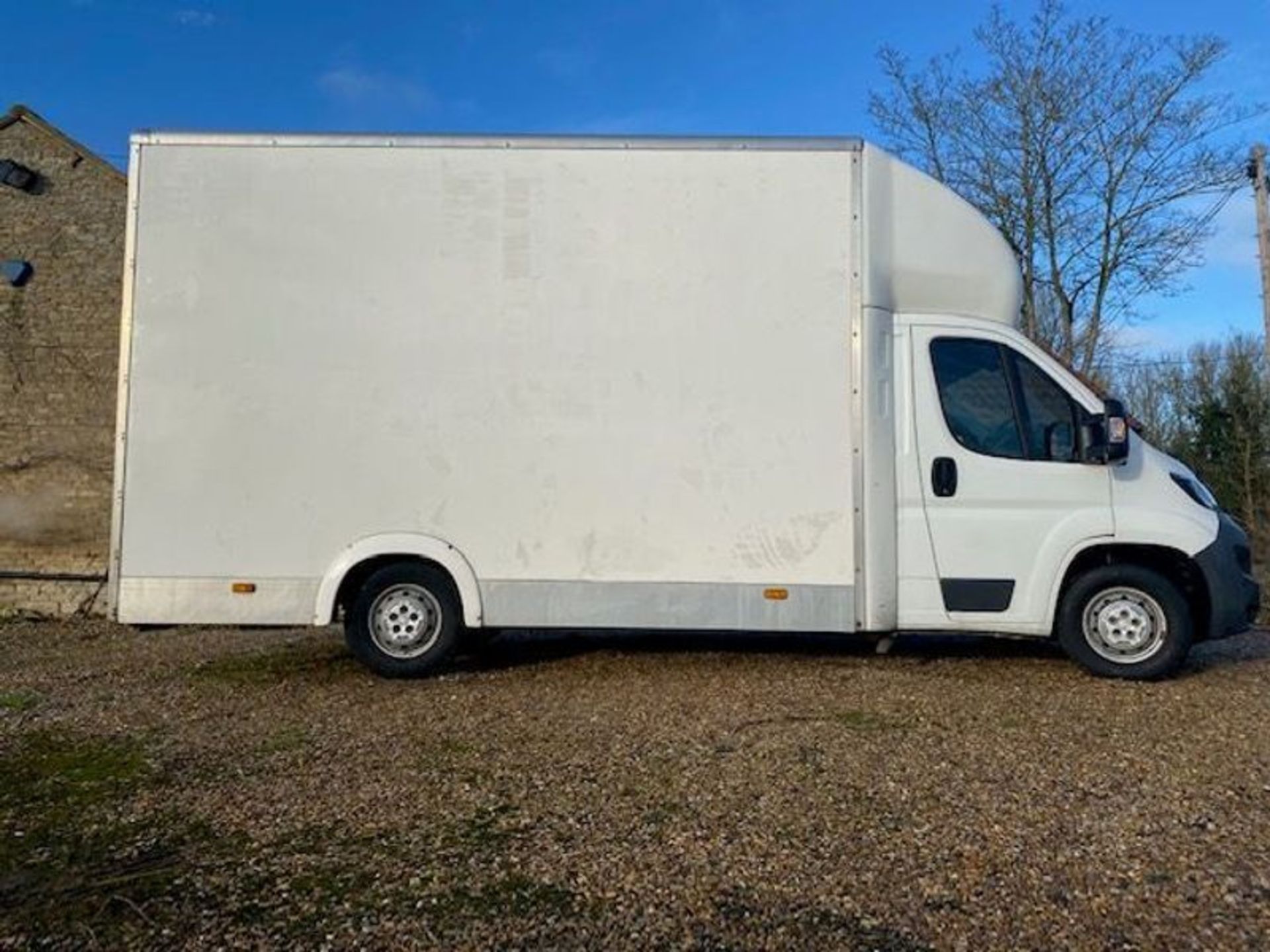 (ON SALE) PEUGEOT BOXER 2.2HDI "LWB" LUTON BOX VAN LOW LOADER -2016 MODEL- 69K MILES-IDEAL HORSEBOX