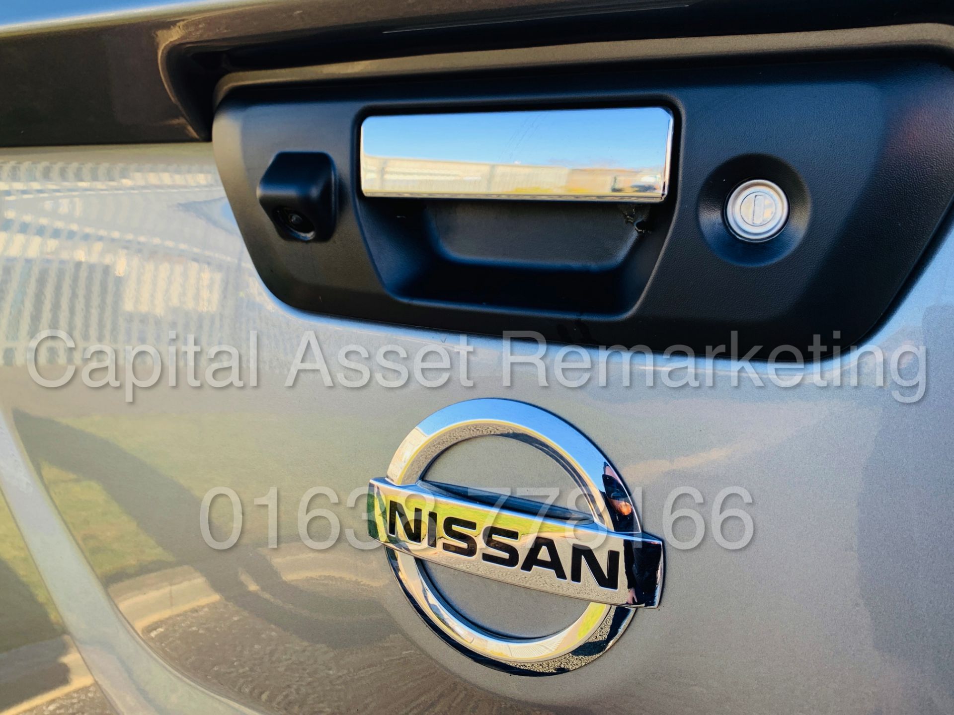 NISSAN NAVARA *N-GUARD* DOUBLE CAB PICK-UP (2019 - 69 REG) '2.3 DCI - 190 BHP - AUTO' *MASSIVE SPEC* - Image 24 of 60