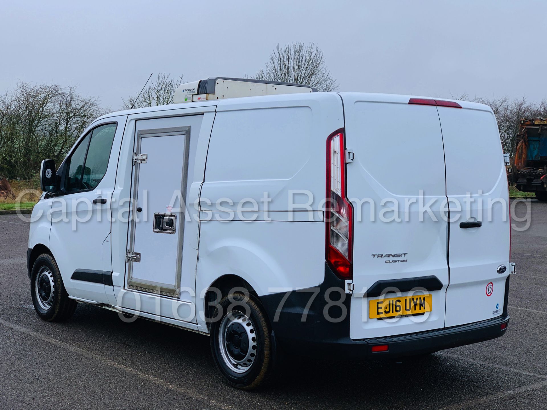 FORD TRANSIT CUSTOM 290 ECO-TECH *SWB - FRIDGE / FREEZER VAN* (2016) '2.2 TDCI - 125 BHP - 6 SPEED' - Image 8 of 36