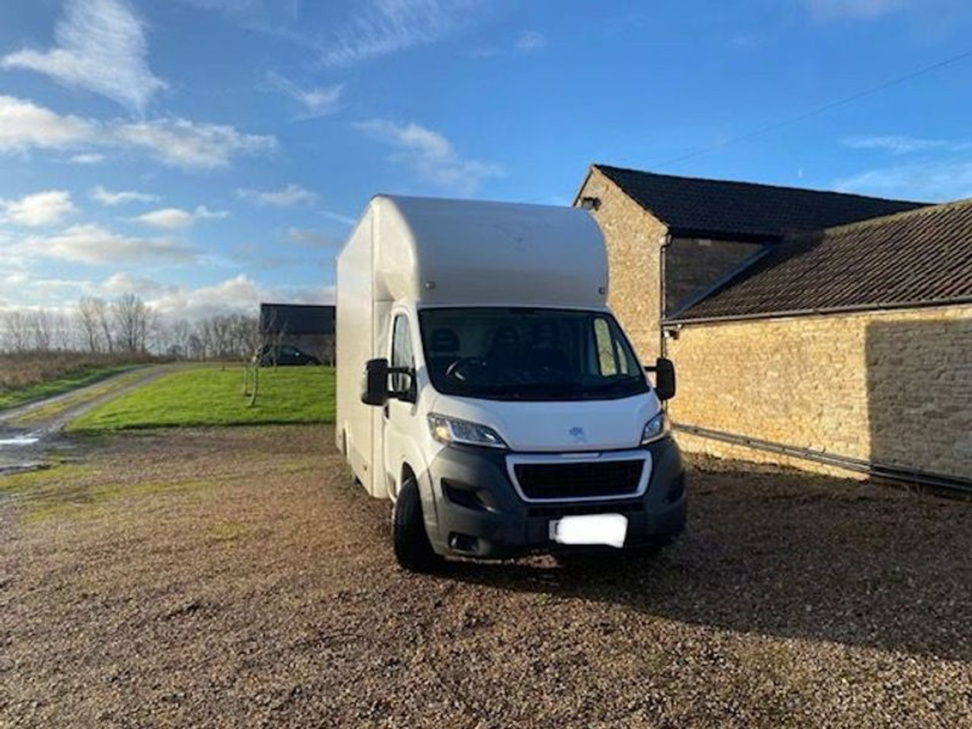 (ON SALE) PEUGEOT BOXER 2.2HDI "LWB" LUTON BOX VAN LOW LOADER -2016 MODEL- 69K MILES-IDEAL HORSEBOX - Image 5 of 6