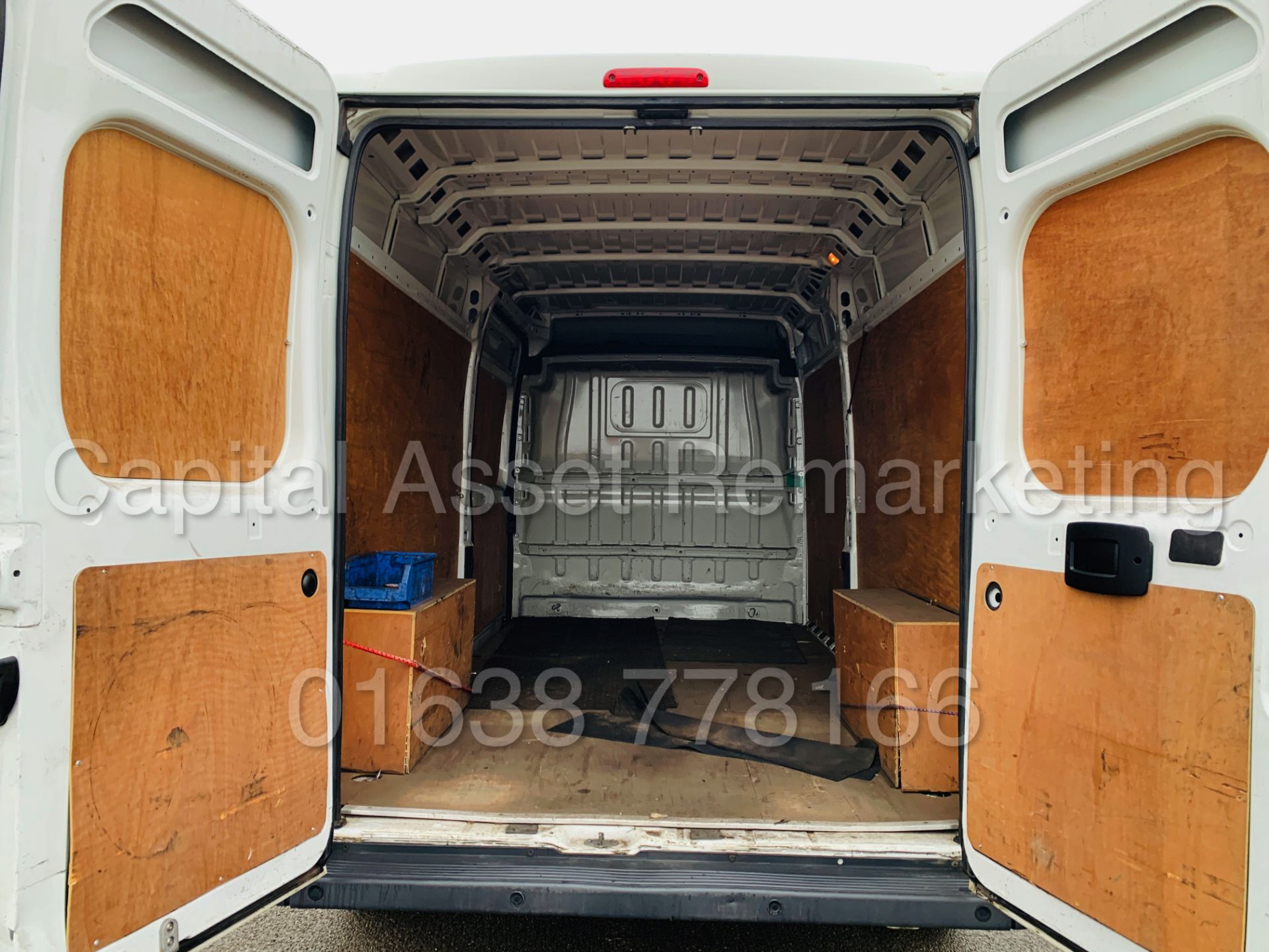 (On Sale) PEUGEOT BOXER *PROFESSIONAL* LWB HI-ROOF (2016) '2.2 HDI - 6 SPEED' *SAT NAV & AIR CON* - Image 18 of 33