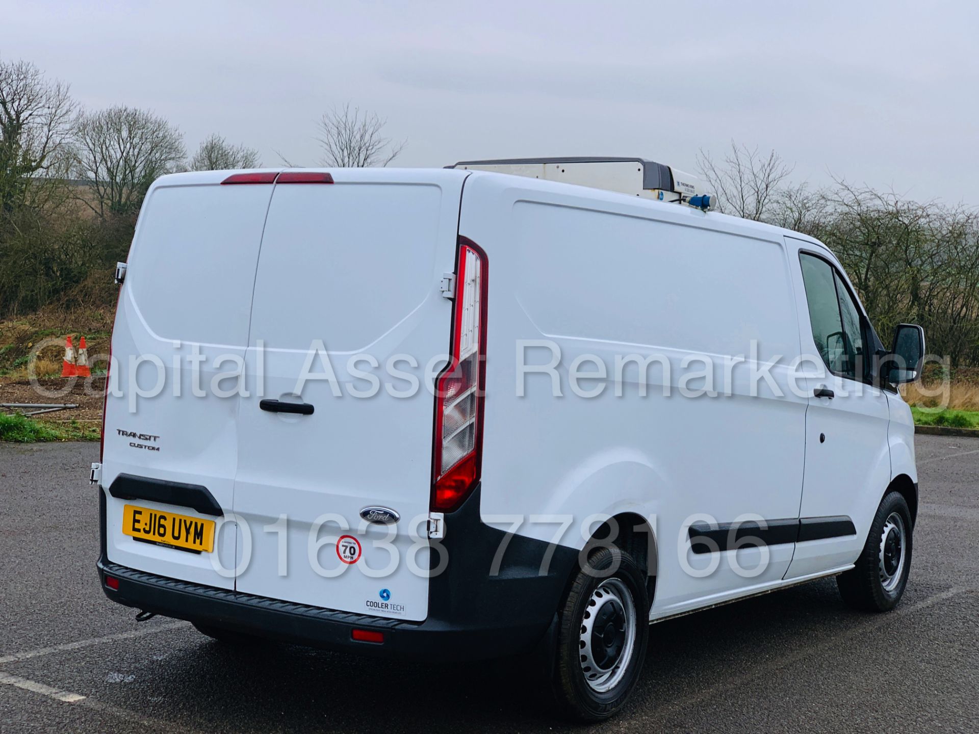 FORD TRANSIT CUSTOM 290 ECO-TECH *SWB - FRIDGE / FREEZER VAN* (2016) '2.2 TDCI - 125 BHP - 6 SPEED' - Image 10 of 36